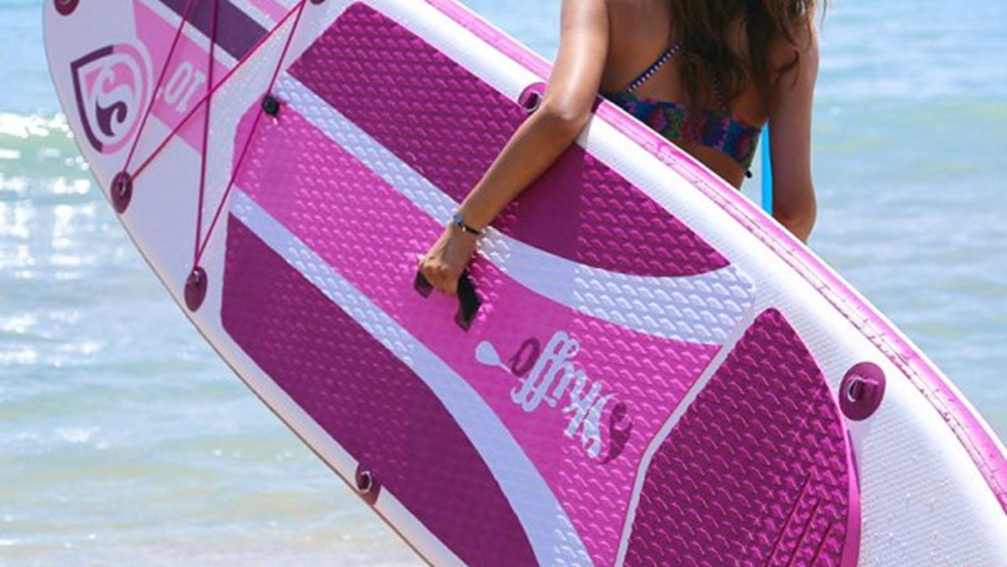 Θες να ξεκινήσεις SUP; Μάθε τα οφέλη του και τι σανίδα να επιλέξεις