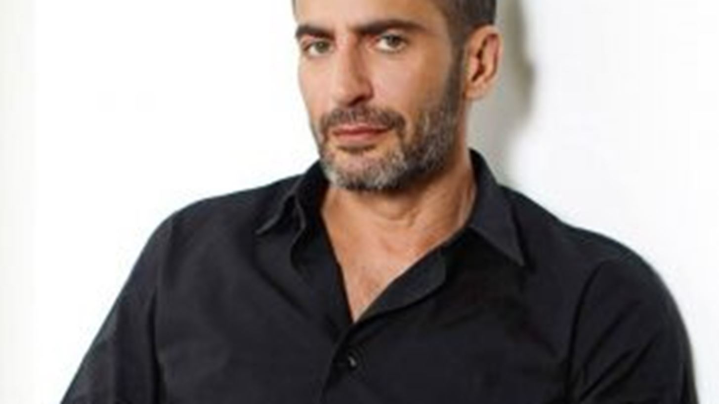 &#x39F; Marc Jacobs &#x3C0;&#x3B1;&#x3C1;&#x3B1;&#x3B4;&#x3AF;&#x3B4;&#x3B5;&#x3B9; &#x3C0;&#x3BB;&#x3AD;&#x3BF;&#x3BD; online &#x3BC;&#x3B1;&#x3B8;&#x3AE;&#x3BC;&#x3B1;&#x3C4;&#x3B1; &#x3BC;&#x3CC;&#x3B4;&#x3B1;&#x3C2;