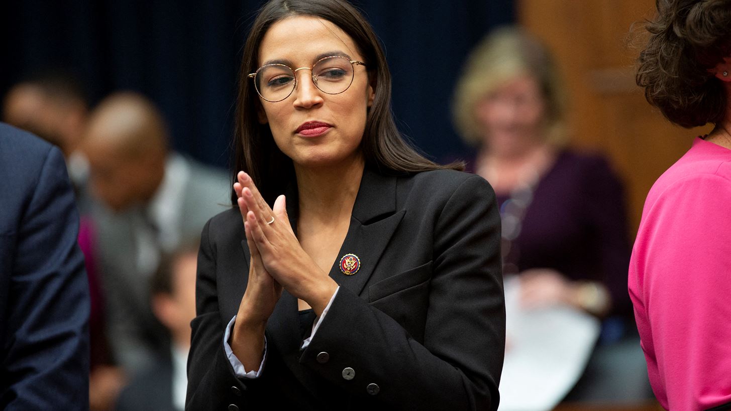 &#x397; &#x3B1;&#x3C0;&#x3BF;&#x3C3;&#x3C4;&#x3BF;&#x3BC;&#x3C9;&#x3C4;&#x3B9;&#x3BA;&#x3AE; &#x3B1;&#x3C0;&#x3AC;&#x3BD;&#x3C4;&#x3B7;&#x3C3;&#x3B7; &#x3C4;&#x3B7;&#x3C2; Alexandria Ocasio-Cortez