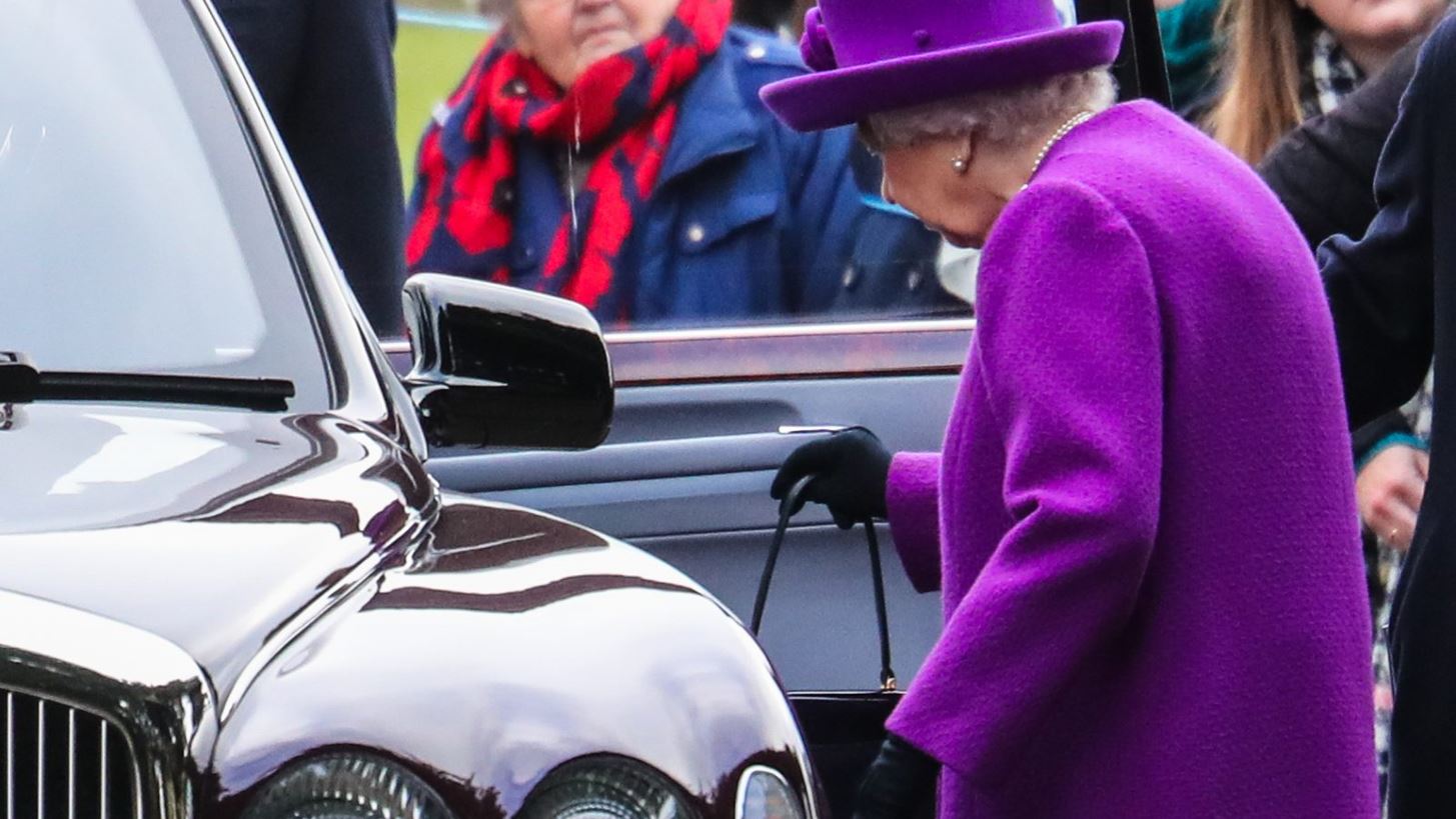 H &#x3B2;&#x3B1;&#x3C3;&#x3AF;&#x3BB;&#x3B9;&#x3C3;&#x3C3;&#x3B1; &#x395;&#x3BB;&#x3B9;&#x3C3;&#x3AC;&#x3B2;&#x3B5;&#x3C4; &#x3C6;&#x3CC;&#x3C1;&#x3B5;&#x3C3;&#x3B5; &#x3C4;&#x3BF; &#x3C7;&#x3C1;&#x3CE;&#x3BC;&#x3B1; &#x3C0;&#x3BF;&#x3C5; &#x3B8;&#x3B1; &#x3B4;&#x3B5;&#x3B9;&#x3C2; &#x3C0;&#x3B1;&#x3BD;&#x3C4;&#x3BF;&#x3CD; &#x3C4;&#x3BF; 2020