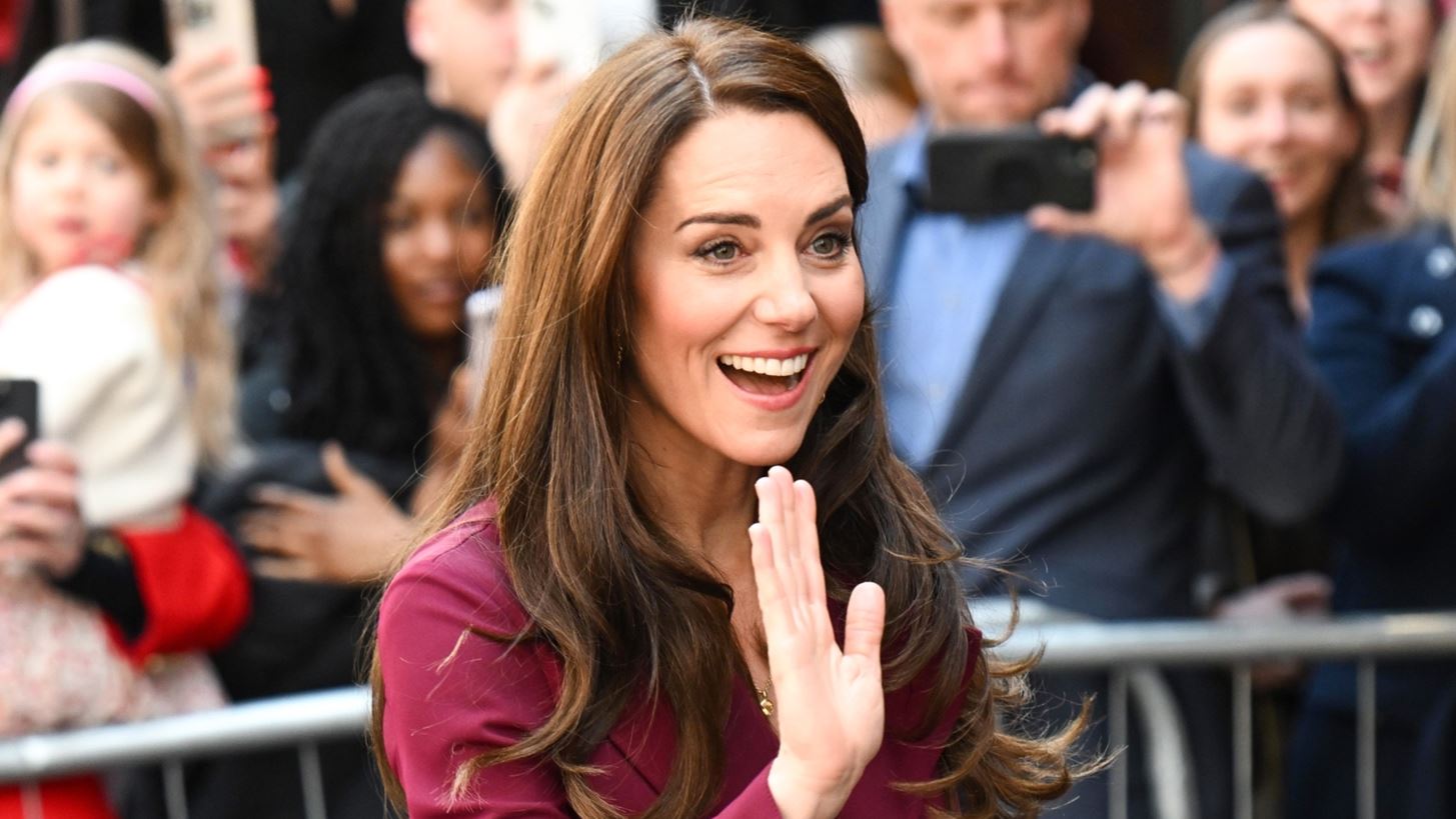 Spoiler | &#x3A4;&#x3B9; &#x3B8;&#x3B1; &#x3C6;&#x3BF;&#x3C1;&#x3AD;&#x3C3;&#x3B5;&#x3B9; &#x3B7; Kate Middleton &#x3C3;&#x3C4;&#x3B7;&#x3BD; &#x3C4;&#x3B5;&#x3BB;&#x3B5;&#x3C4;&#x3AE; &#x3C3;&#x3C4;&#x3AD;&#x3C8;&#x3B7;&#x3C2; &#x3C4;&#x3BF;&#x3C5; &#x39A;&#x3B1;&#x3C1;&#x3CC;&#x3BB;&#x3BF;&#x3C5;