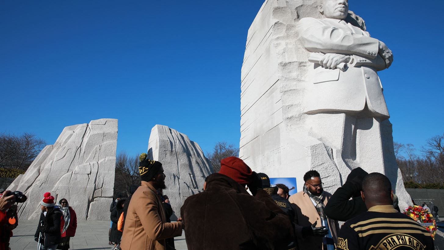 &quot;&#x397; &#x391;&#x3B3;&#x3BA;&#x3B1;&#x3BB;&#x3B9;&#x3AC;&quot; | M&#x3BD;&#x3B7;&#x3BC;&#x3B5;&#x3AF;&#x3BF; &#x3C3;&#x3C4;&#x3BF;&#x3BD; Martin Luther King &#x3BA;&#x3B1;&#x3B9; &#x3C4;&#x3B7; &#x3C3;&#x3CD;&#x3B6;&#x3C5;&#x3B3;&#x3CC; &#x3C4;&#x3BF;&#x3C5;