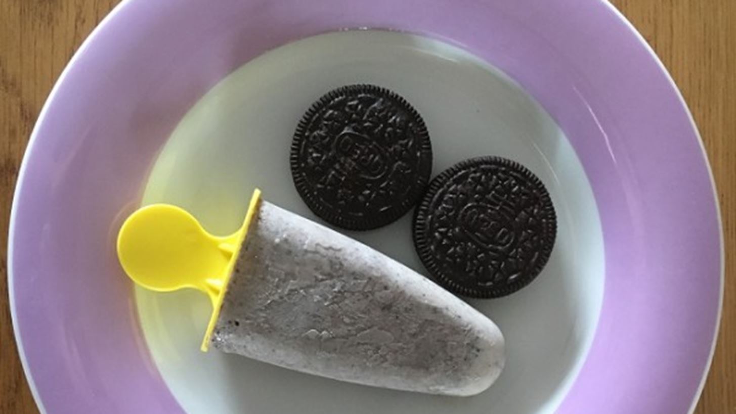 Shape Tested: Φτιάξαμε παγωτό ξυλάκι cookies and cream με 93 θερμίδες με συνταγή της διαιτολόγου!