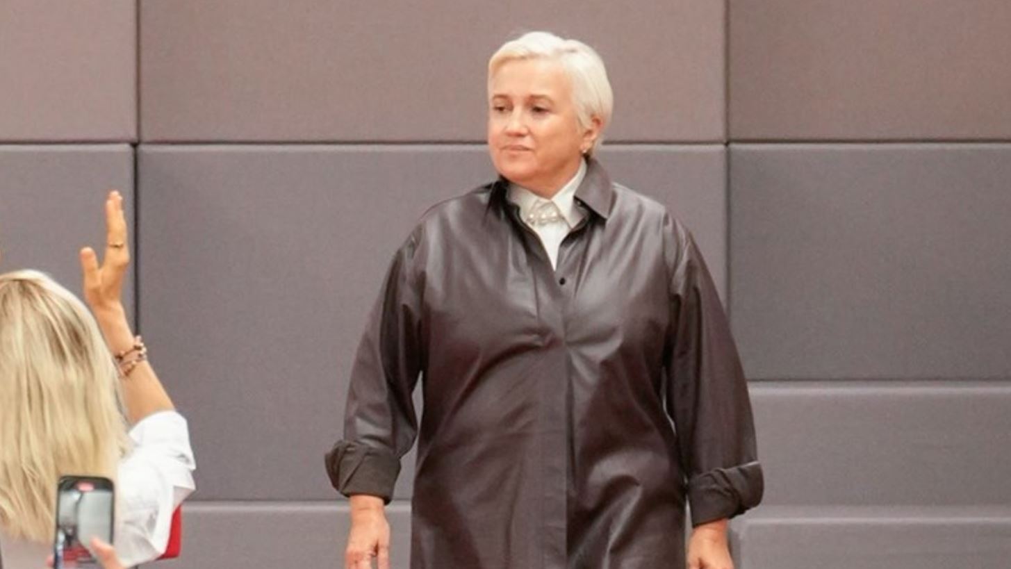&#x397; Silvia Venturini Fendi &#x3B1;&#x3C0;&#x3BF;&#x3C7;&#x3C9;&#x3C1;&#x3B5;&#x3AF; &#x3B1;&#x3C0;&#x3CC; &#x3C4;&#x3B7;&#x3BD; &#x3BA;&#x3B1;&#x3BB;&#x3BB;&#x3B9;&#x3C4;&#x3B5;&#x3C7;&#x3BD;&#x3B9;&#x3BA;&#x3AE; &#x3B4;&#x3B9;&#x3B5;&#x3CD;&#x3B8;&#x3C5;&#x3BD;&#x3C3;&#x3B7; &#x3C4;&#x3BF;&#x3C5; &#x3BF;&#x3AF;&#x3BA;&#x3BF;&#x3C5; Fendi