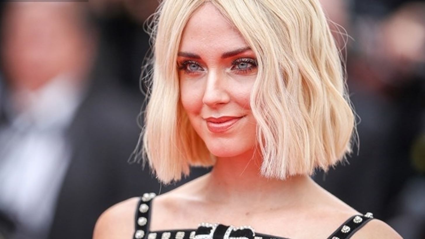 Chiara Ferragni | &#x397; 36&#x3C7;&#x3C1;&#x3BF;&#x3BD;&#x3B7; &#x3B5;&#x3C0;&#x3B9;&#x3C7;&#x3B5;&#x3B9;&#x3C1;&#x3B7;&#x3BC;&#x3B1;&#x3C4;&#x3AF;&#x3B1;&#x3C2; &#x3BA;&#x3B1;&#x3B9; Influencer &#x3C3;&#x3B5; &#x3AD;&#x3BD;&#x3B1; &#x3C0;&#x3C1;&#x3C9;&#x3C4;&#x3CC;&#x3B3;&#x3BD;&#x3C9;&#x3C1;&#x3BF; &#x3C3;&#x3BA;&#x3AC;&#x3BD;&#x3B4;&#x3B1;&#x3BB;&#x3BF; &#x3BC;&#x3B5; &#x3C0;&#x3BF;&#x3BB;&#x3B9;&#x3C4;&#x3B9;&#x3BA;&#x3AD;&#x3C2; &#x3B4;&#x3B9;&#x3B1;&#x3C3;&#x3C4;&#x3AC;&#x3C3;&#x3B5;&#x3B9;&#x3C2;