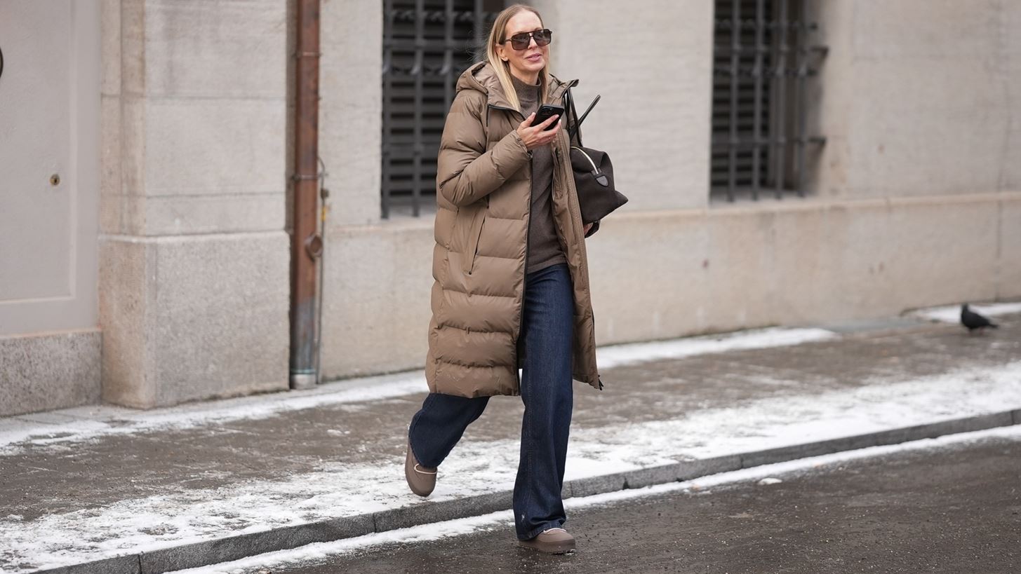 Αυτό το πουπουλένιο μπουφάν της Massimo Dutti είναι must στις εκπτώσεις