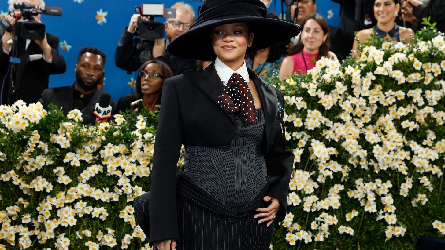 &#x388;&#x3B3;&#x3BA;&#x3C5;&#x3BF;&#x3C2; &#x3C3;&#x3C4;&#x3BF; &#x3C4;&#x3C1;&#x3AF;&#x3C4;&#x3BF; &#x3C4;&#x3B7;&#x3C2; &#x3C0;&#x3B1;&#x3B9;&#x3B4;&#x3AF; &#x3B7; Rihanna | &#x397; &#x3B5;&#x3BC;&#x3C6;&#x3AC;&#x3BD;&#x3B9;&#x3C3;&#x3B7; - &#x3B1;&#x3BD;&#x3B1;&#x3BA;&#x3BF;&#x3AF;&#x3BD;&#x3C9;&#x3C3;&#x3B7; &#x3C3;&#x3C4;&#x3BF; Met Gala 2025