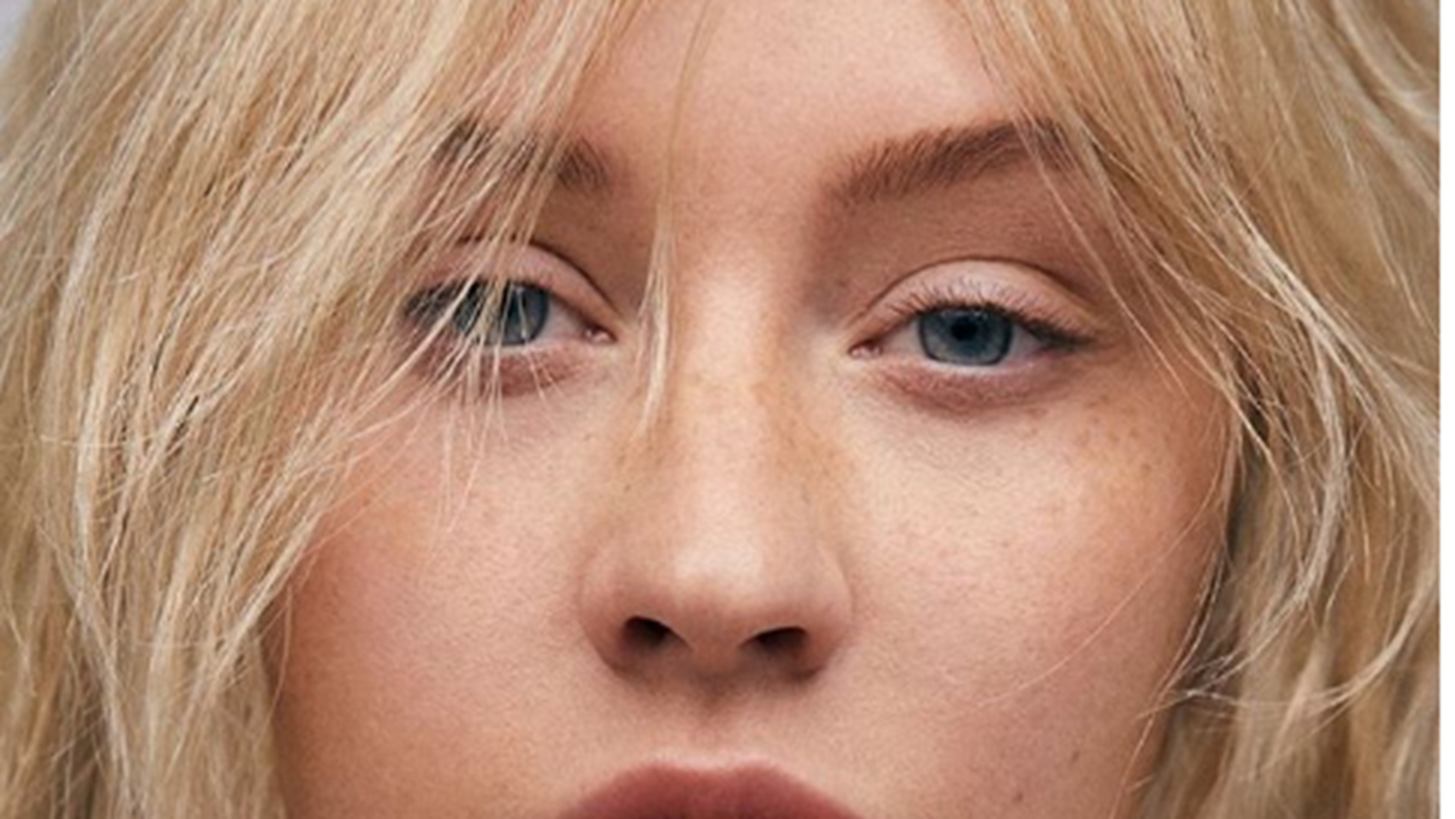 Christina Aguilera: &#x38C;&#x3BB;&#x3BF;&#x3B9; &#x3BC;&#x3B9;&#x3BB;&#x3BF;&#x3CD;&#x3BD; &#x3B3;&#x3B9;&#x3B1; &#x3C4;&#x3B7; &#x3BD;&#x3AD;&#x3B1; &#x3C4;&#x3B7;&#x3C2; &#x3C6;&#x3C9;&#x3C4;&#x3BF;&#x3B3;&#x3C1;&#x3AC;&#x3C6;&#x3B7;&#x3C3;&#x3B7; &#x3C7;&#x3C9;&#x3C1;&#x3AF;&#x3C2; &#x3BC;&#x3B1;&#x3BA;&#x3B9;&#x3B3;&#x3B9;&#x3AC;&#x3B6;