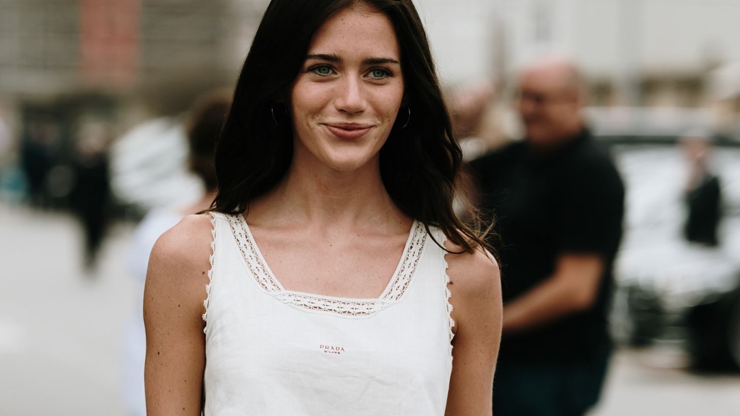 Ο ορισμός της "Old Money" αισθητικής | 10 αρώματα που θα σε κάνουν να μυρίζεις "αριστοκρατικά"