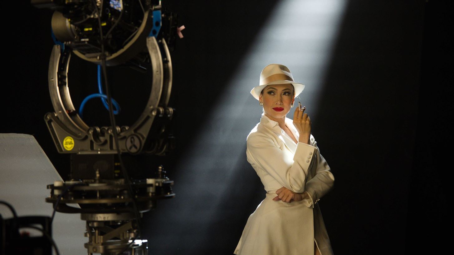 Kiss Of The Spider Woman | &#x3A0;&#x3CC;&#x3C4;&#x3B5; &#x3BA;&#x3AC;&#x3BD;&#x3B5;&#x3B9; &#x3C0;&#x3C1;&#x3B5;&#x3BC;&#x3B9;&#x3AD;&#x3C1;&#x3B1; &#x3B7; &#x3BD;&#x3AD;&#x3B1; &#x3C4;&#x3B1;&#x3B9;&#x3BD;&#x3AF;&#x3B1; &#x3BC;&#x3B5; &#x3C4;&#x3B7; Jennifer Lopez &#x3C3;&#x3C4;&#x3B7;&#x3BD; &#x395;&#x3BB;&#x3BB;&#x3AC;&#x3B4;&#x3B1;;