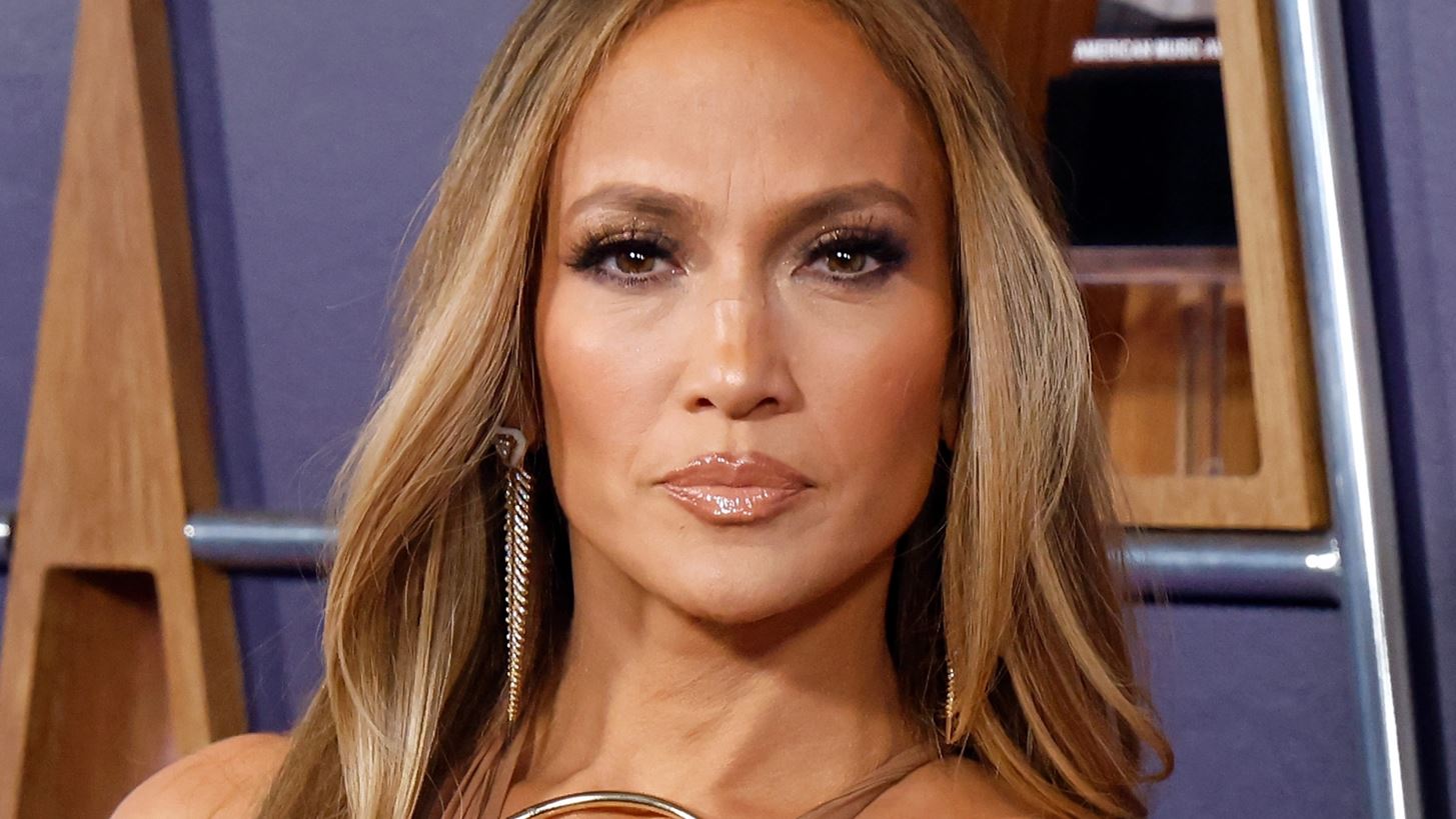 Jennifer Lopez | &#x397; &#x3B1;&#x3C0;&#x3BF;&#x3BA;&#x3AC;&#x3BB;&#x3C5;&#x3C8;&#x3B7; &#x3B3;&#x3B9;&#x3B1; &#x3C4;&#x3B7;&#x3BD; &#x3B5;&#x3C1;&#x3C9;&#x3C4;&#x3B9;&#x3BA;&#x3AE; &#x3C4;&#x3B7;&#x3C2; &#x3B6;&#x3C9;&#x3AE; &#x3BC;&#x3B5;&#x3C4;&#x3AC; &#x3C4;&#x3BF; &#x3B4;&#x3B9;&#x3B1;&#x3B6;&#x3CD;&#x3B3;&#x3B9;&#x3BF; &#x3BC;&#x3B5; &#x3C4;&#x3BF;&#x3BD; Ben Affleck