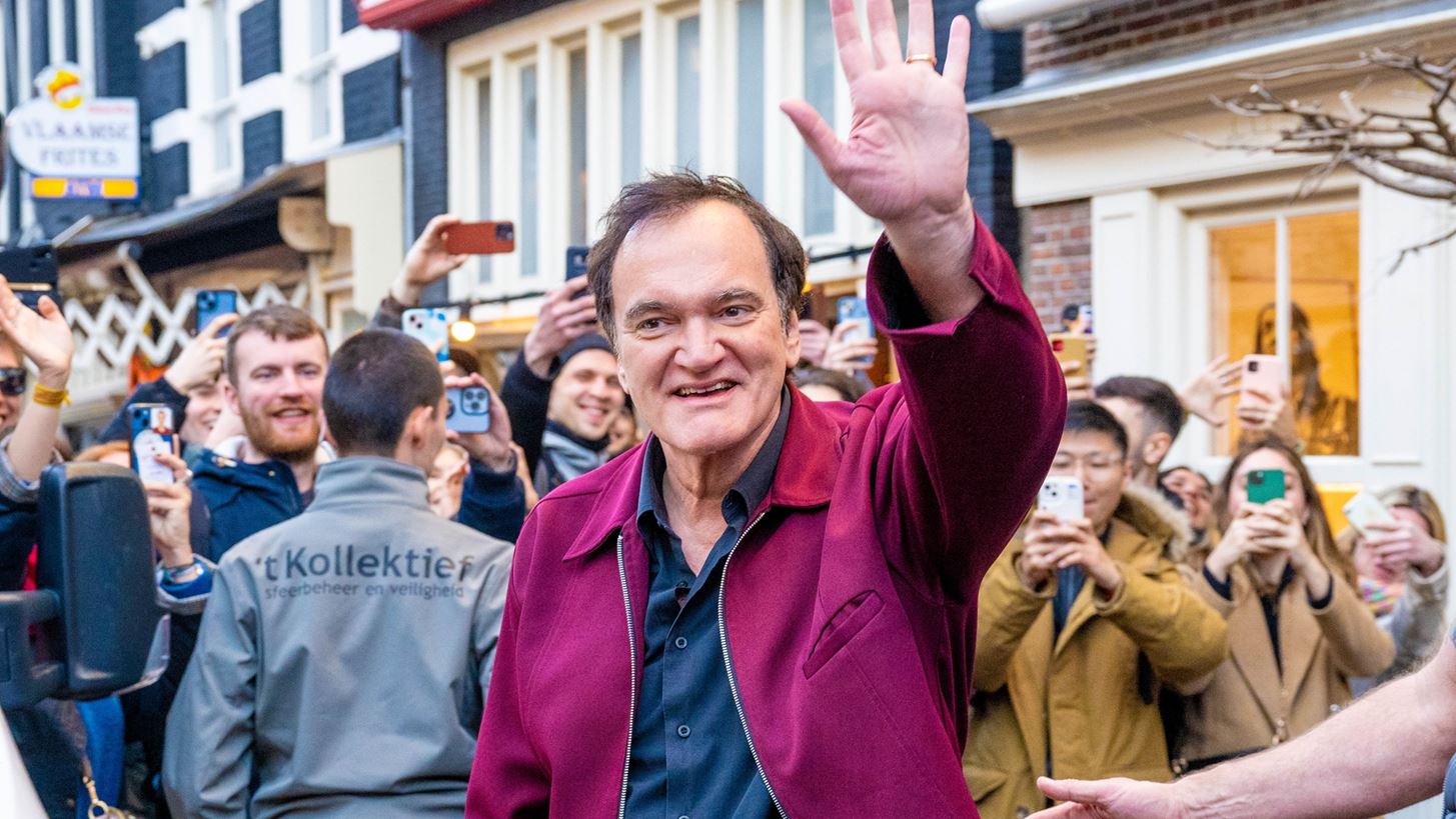 &#x39F; Quentin Tarantino &#x3B1;&#x3BD;&#x3B1;&#x3B6;&#x3B7;&#x3C4;&#x3B5;&#x3AF; &#x3C0;&#x3C1;&#x3C9;&#x3C4;&#x3B1;&#x3B3;&#x3C9;&#x3BD;&#x3B9;&#x3C3;&#x3C4;&#x3AE; &#x3B3;&#x3B9;&#x3B1; &#x3C4;&#x3B7;&#x3BD; &#x3C4;&#x3B5;&#x3BB;&#x3B5;&#x3C5;&#x3C4;&#x3B1;&#x3AF;&#x3B1; &#x3C4;&#x3BF;&#x3C5; &#x3C4;&#x3B1;&#x3B9;&#x3BD;&#x3AF;&#x3B1;