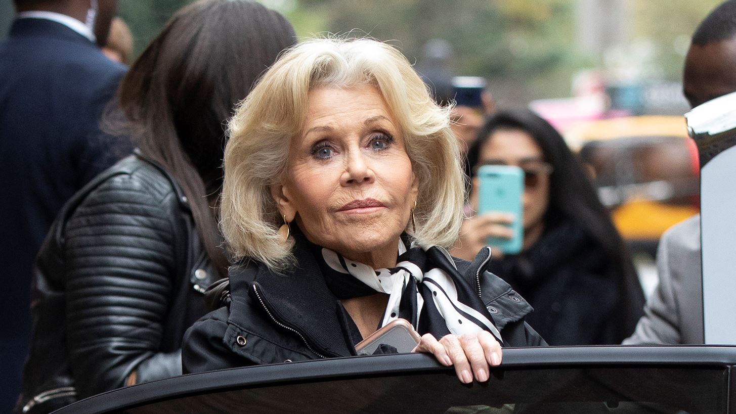 Jane Fonda: &quot;&#x388;&#x3C7;&#x3BF;&#x3C5;&#x3BC;&#x3B5; &#x3C5;&#x3C0;&#x3BF;&#x3C7;&#x3C1;&#x3AD;&#x3C9;&#x3C3;&#x3B7; &#x3BD;&#x3B1; &#x3B1;&#x3BB;&#x3BB;&#x3AC;&#x3BE;&#x3BF;&#x3C5;&#x3BC;&#x3B5; &#x3C4;&#x3BF;&#x3C5;&#x3C2; &#x3B5;&#x3B1;&#x3C5;&#x3C4;&#x3BF;&#x3CD;&#x3C2; &#x3BC;&#x3B1;&#x3C2;&quot;