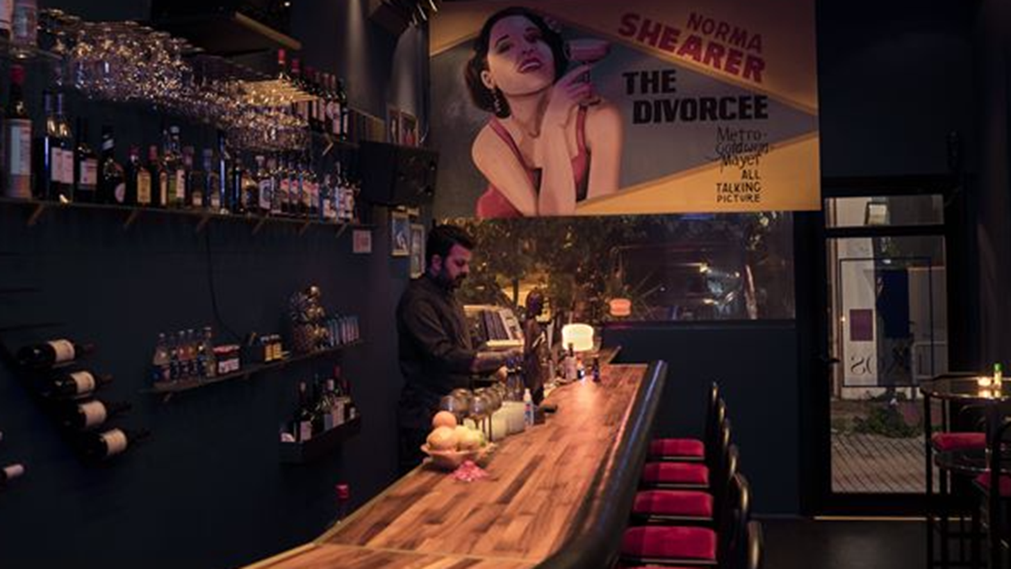 &quot;Finos&quot; | &#x388;&#x3BD;&#x3B1; &#x3BC;&#x3C0;&#x3B1;&#x3C1; &#x3C3;&#x3B1;&#x3BD; &#x3B1;&#x3C0;&#x3CC; &#x3C6;&#x3B9;&#x3BB;&#x3BC; &#x3BD;&#x3BF;&#x3C5;&#x3AC;&#x3C1;