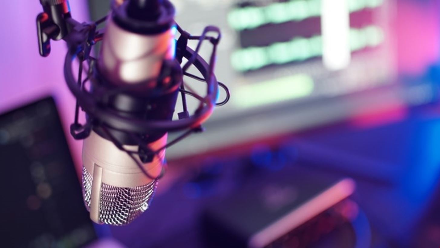 Finding True North: &#x39F;&#x3B9; leaders &#x3C4;&#x3B7;&#x3C2; &#x3B5;&#x3BB;&#x3BB;&#x3B7;&#x3BD;&#x3B9;&#x3BA;&#x3AE;&#x3C2; &#x3B5;&#x3C0;&#x3B9;&#x3C7;&#x3B5;&#x3B9;&#x3C1;&#x3B7;&#x3BC;&#x3B1;&#x3C4;&#x3B9;&#x3BA;&#x3CC;&#x3C4;&#x3B7;&#x3C4;&#x3B1;&#x3C2; &#x3BC;&#x3B9;&#x3BB;&#x3BF;&#x3CD;&#x3BD; &#x3C3;&#x3C4;&#x3BF; &#x3C0;&#x3B9;&#x3BF; &#x3B5;&#x3BD;&#x3B4;&#x3B9;&#x3B1;&#x3C6;&#x3AD;&#x3C1;&#x3BF;&#x3BD; podcast &#x3BA;&#x3B1;&#x3B9; &#x3B1;&#x3C0;&#x3BF;&#x3BA;&#x3B1;&#x3BB;&#x3CD;&#x3C0;&#x3C4;&#x3BF;&#x3C5;&#x3BD; &#x3C4;&#x3B1; &#x3BC;&#x3C5;&#x3C3;&#x3C4;&#x3B9;&#x3BA;&#x3AC; &#x3C0;&#x3BF;&#x3C5; &#x3C4;&#x3BF;&#x3C5;&#x3C2; &#x3BF;&#x3B4;&#x3AE;&#x3B3;&#x3B7;&#x3C3;&#x3B1;&#x3BD; &#x3C3;&#x3C4;&#x3B7;&#x3BD; &#x3BA;&#x3BF;&#x3C1;&#x3C5;&#x3C6;&#x3AE;