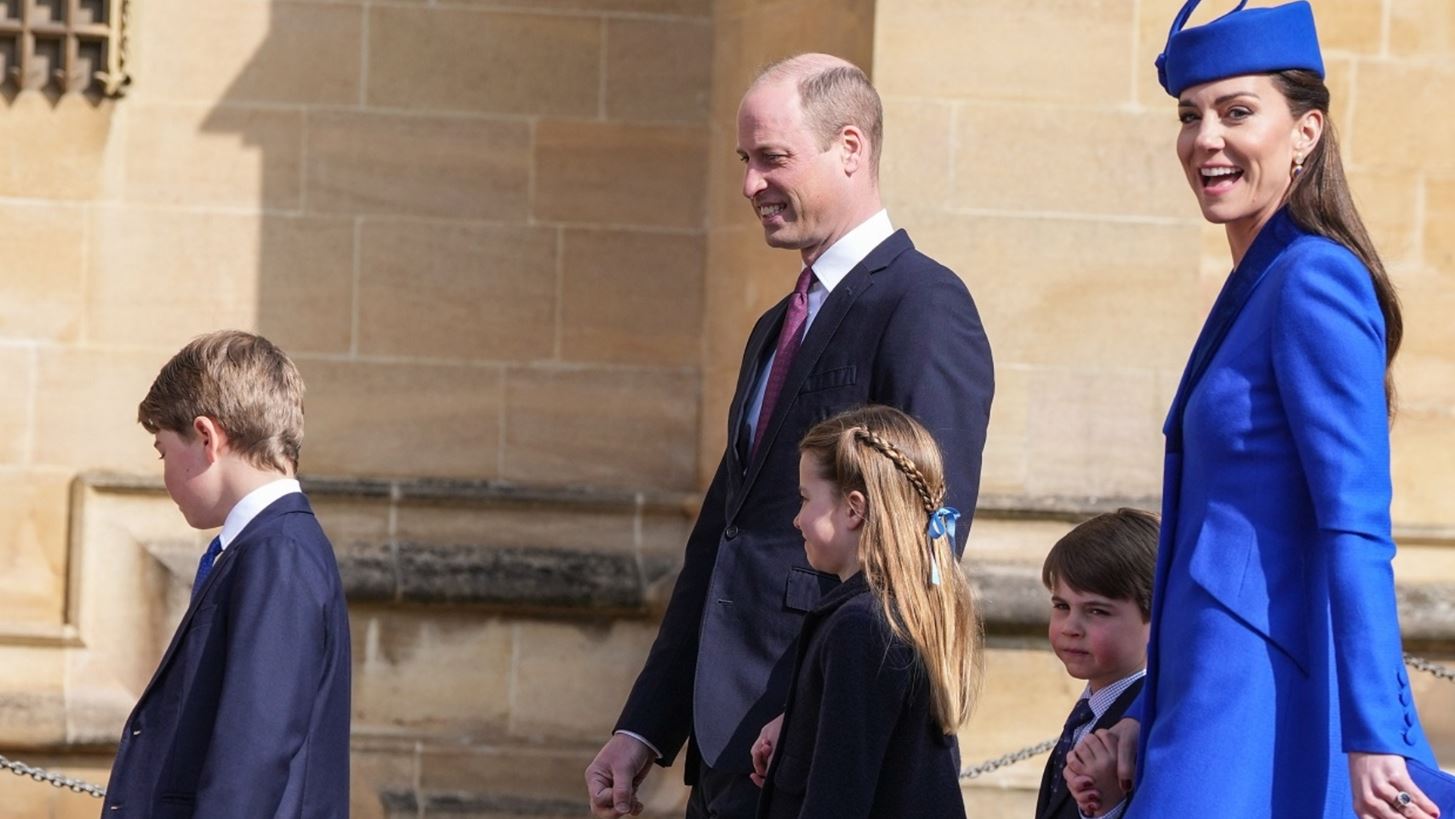 &#x3A4;&#x3B9; &#x3C6;&#x3CC;&#x3C1;&#x3B5;&#x3C3;&#x3B1;&#x3BD; &#x3BF;&#x3B9; royals &#x3C4;&#x3B7;&#x3BD; &#x3B7;&#x3BC;&#x3AD;&#x3C1;&#x3B1; &#x3C4;&#x3BF;&#x3C5; &#x39A;&#x3B1;&#x3B8;&#x3BF;&#x3BB;&#x3B9;&#x3BA;&#x3BF;&#x3CD; &#x3A0;&#x3AC;&#x3C3;&#x3C7;&#x3B1;