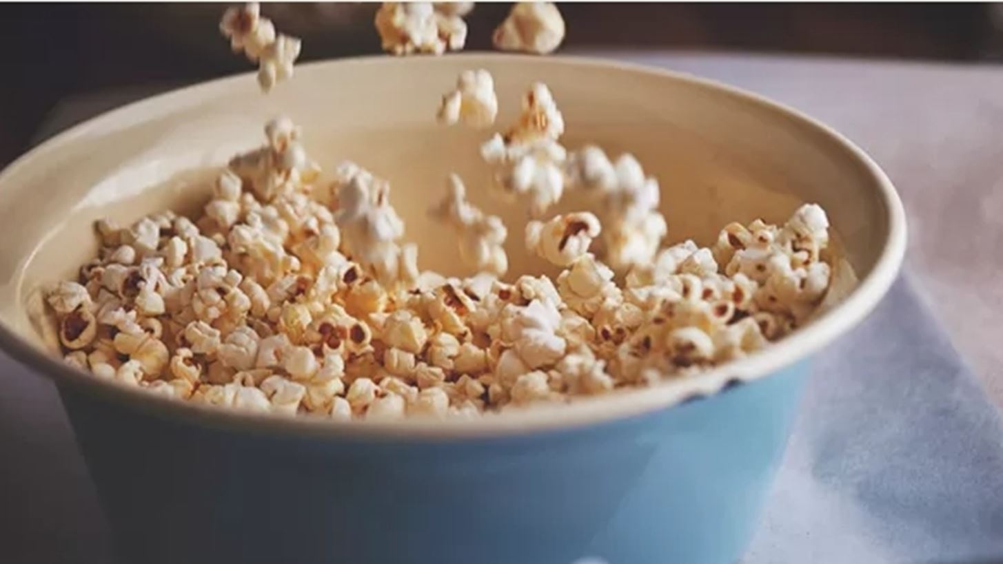 Οι τροφές που (κακώς) αποφεύγουμε όταν κάνουμε υγιεινή διατροφή