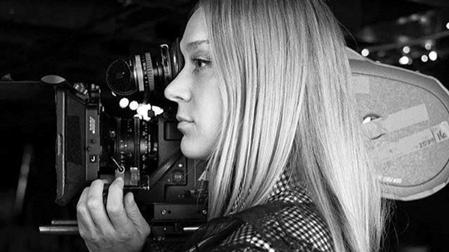 H Chlo&#xEB; Sevigny &#x3C3;&#x3B5; &#x3C1;&#x3CC;&#x3BB;&#x3BF; &#x3C3;&#x3BA;&#x3B7;&#x3BD;&#x3BF;&#x3B8;&#x3AD;&#x3C4;&#x3B7; &#x3B3;&#x3B9;&#x3B1; &#x3C4;&#x3B7; Miu Miu