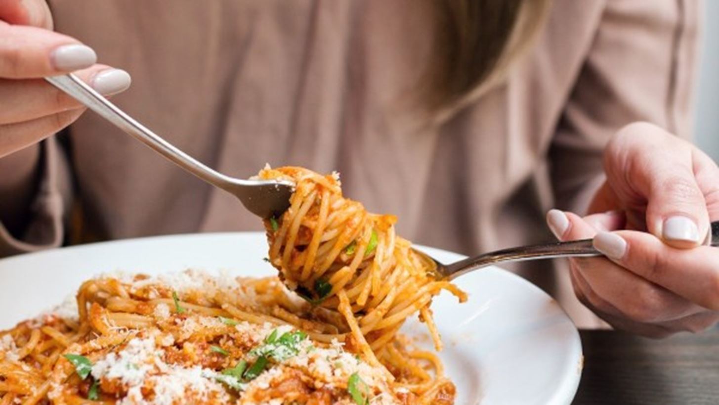 Κάνει να τρώω ζυμαρικά; Ρωτήσαμε την ειδικό και ιδού η απάντηση