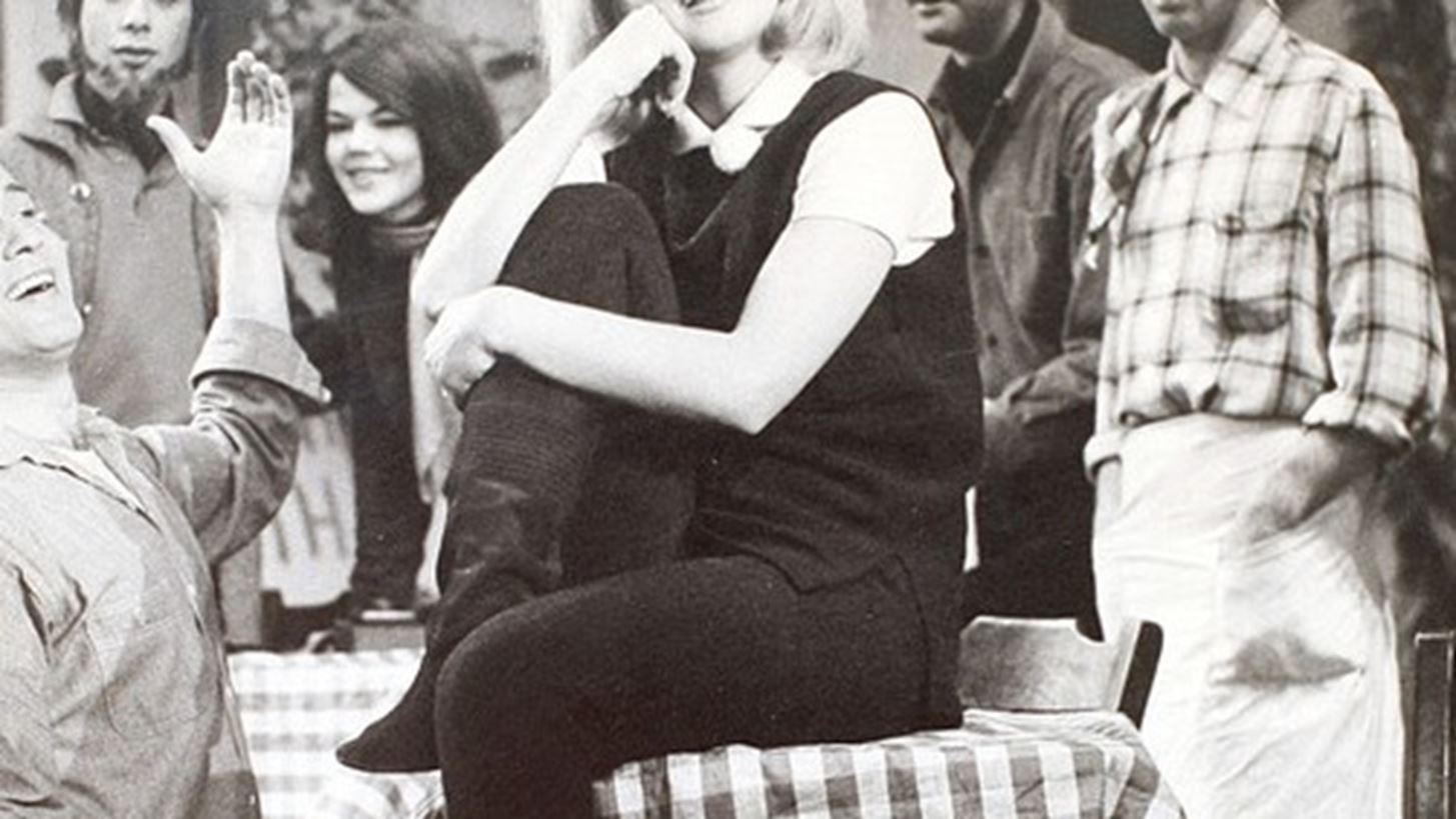 &#x391;&#x3BB;&#x3AF;&#x3BA;&#x3B7; &#x392;&#x3BF;&#x3C5;&#x3B3;&#x3B9;&#x3BF;&#x3C5;&#x3BA;&#x3BB;&#x3AC;&#x3BA;&#x3B7; | &#x397; &#x3C3;&#x3C0;&#x3AC;&#x3BD;&#x3B9;&#x3B1; &#x3C6;&#x3C9;&#x3C4;&#x3BF;&#x3B3;&#x3C1;&#x3B1;&#x3C6;&#x3AF;&#x3B1; &#x3C4;&#x3B7;&#x3C2; &#x3BC;&#x3B5; &#x3C4;&#x3BF;&#x3BD; &#x3C0;&#x3C1;&#x3C9;&#x3C4;&#x3B1;&#x3B3;&#x3C9;&#x3BD;&#x3B9;&#x3C3;&#x3C4;&#x3AE; &#x3C4;&#x3B7;&#x3C2; &#x3C4;&#x3B1;&#x3B9;&#x3BD;&#x3AF;&#x3B1;&#x3C2; &#x2018;&#x3A3;&#x3AF;&#x3C3;&#x3C3;&#x3C5;, &#x3B7; &#x3BD;&#x3B5;&#x3B1;&#x3C1;&#x3AC; &#x3B1;&#x3C5;&#x3C4;&#x3BF;&#x3BA;&#x3C1;&#x3AC;&#x3C4;&#x3B5;&#x3B9;&#x3C1;&#x3B1;&#x2019;, Karlheinz Bohm