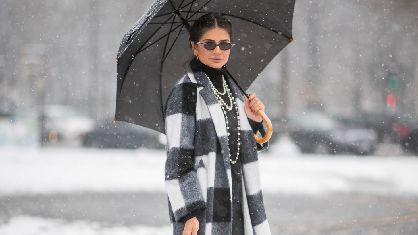 Στο Παρίσι χιόνισε και με αυτά τα styling tips αντιμετωπίζουν το κρύο οι Γαλλίδες fashionistas