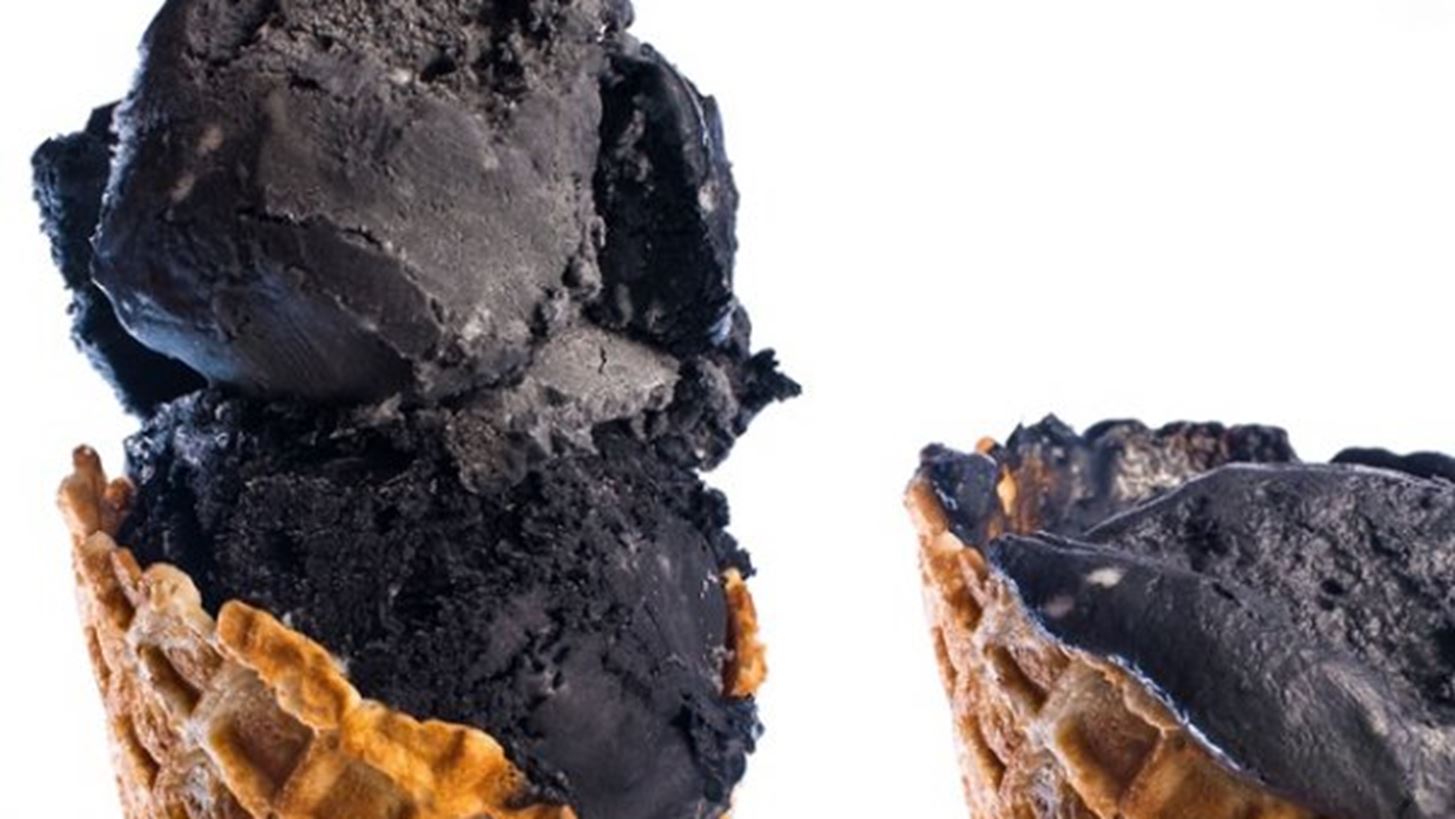 T&#x3BF; &#x3BC;&#x3B1;&#x3CD;&#x3C1;&#x3BF; &#x3C0;&#x3B1;&#x3B3;&#x3C9;&#x3C4;&#x3CC; &#x3AD;&#x3B3;&#x3B9;&#x3BD;&#x3B5; viral! &#x39A;&#x3B9; &#x3CC;&#x3BC;&#x3C9;&#x3C2; &#x3B4;&#x3B5;&#x3BD; &#x3AD;&#x3C7;&#x3B5;&#x3B9; &#x3C3;&#x3BF;&#x3BA;&#x3BF;&#x3BB;&#x3AC;&#x3C4;&#x3B1;, &#x3B1;&#x3BB;&#x3BB;&#x3AC; &#x39A;&#x391;&#x3A1;&#x392;&#x39F;&#x3A5;&#x39D;&#x39F;!