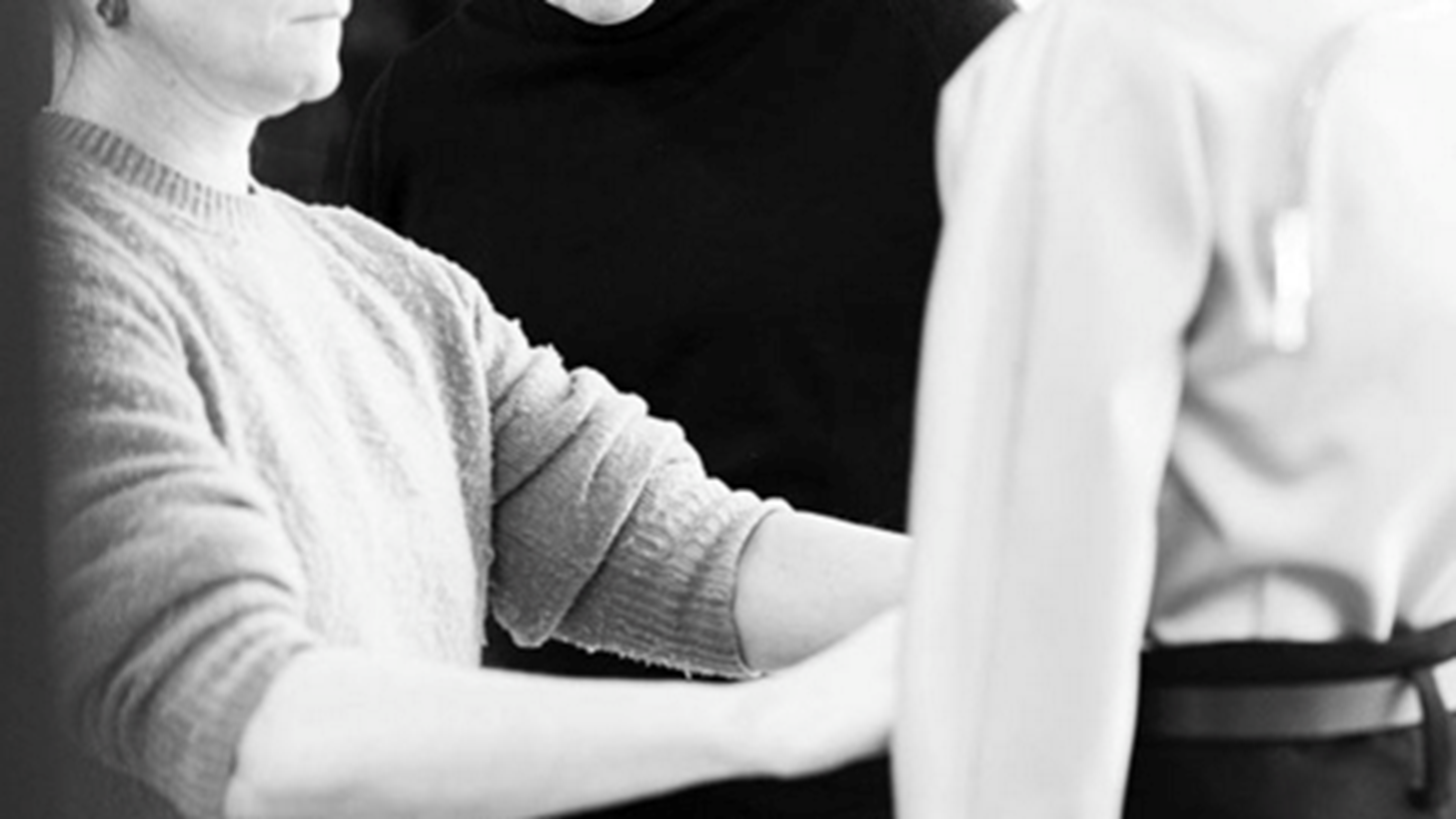 &#x39F; Olivier Lapidus &#x3C6;&#x3B5;&#x3CD;&#x3B3;&#x3B5;&#x3B9; &#x3B1;&#x3C0;&#x3CC; &#x3C4;&#x3BF;&#x3BD; &#x3BF;&#x3AF;&#x3BA;&#x3BF; Lanvin