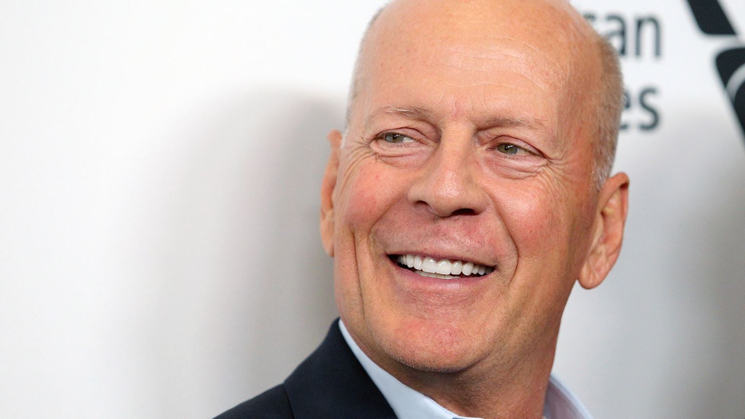 Bruce Willis | &#x397; &#x3C3;&#x3C0;&#x3AC;&#x3BD;&#x3B9;&#x3B1; &#x3B5;&#x3BD;&#x3B7;&#x3BC;&#x3AD;&#x3C1;&#x3C9;&#x3C3;&#x3B7; &#x3B3;&#x3B9;&#x3B1; &#x3C4;&#x3B7;&#x3BD; &#x3BA;&#x3B1;&#x3C4;&#x3AC;&#x3C3;&#x3C4;&#x3B1;&#x3C3;&#x3B7; &#x3C4;&#x3B7;&#x3C2; &#x3C5;&#x3B3;&#x3B5;&#x3AF;&#x3B1;&#x3C2; &#x3C4;&#x3BF;&#x3C5; &#x3C3;&#x3AE;&#x3BC;&#x3B5;&#x3C1;&#x3B1;