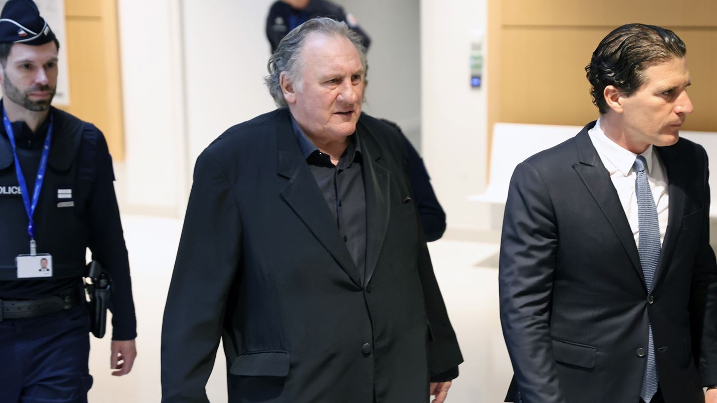 G&#xE9;rard Depardieu | &#x39A;&#x3C1;&#x3AF;&#x3B8;&#x3B7;&#x3BA;&#x3B5; &#x3AD;&#x3BD;&#x3BF;&#x3C7;&#x3BF;&#x3C2; &#x3B3;&#x3B9;&#x3B1; &#x3C3;&#x3B5;&#x3BE;&#x3BF;&#x3C5;&#x3B1;&#x3BB;&#x3B9;&#x3BA;&#x3AE; &#x3B5;&#x3C0;&#x3AF;&#x3B8;&#x3B5;&#x3C3;&#x3B7;