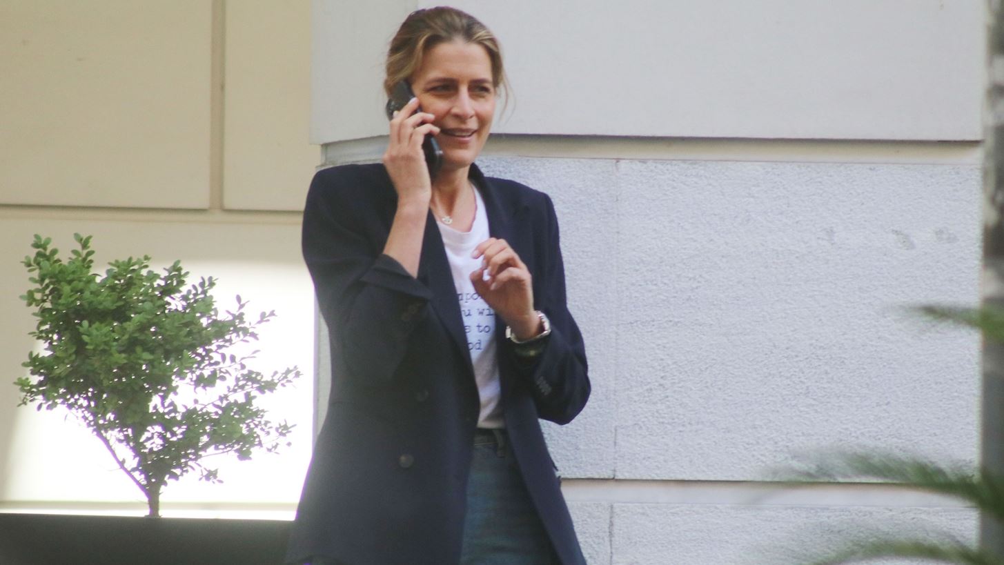 Η Τατιάνα Μπλάτνικ θύμα του blackout στο "Ελ. Βενιζέλος" - Η φωτογραφία μετά από διήμερη παραμονή στο αεροδρόμιο