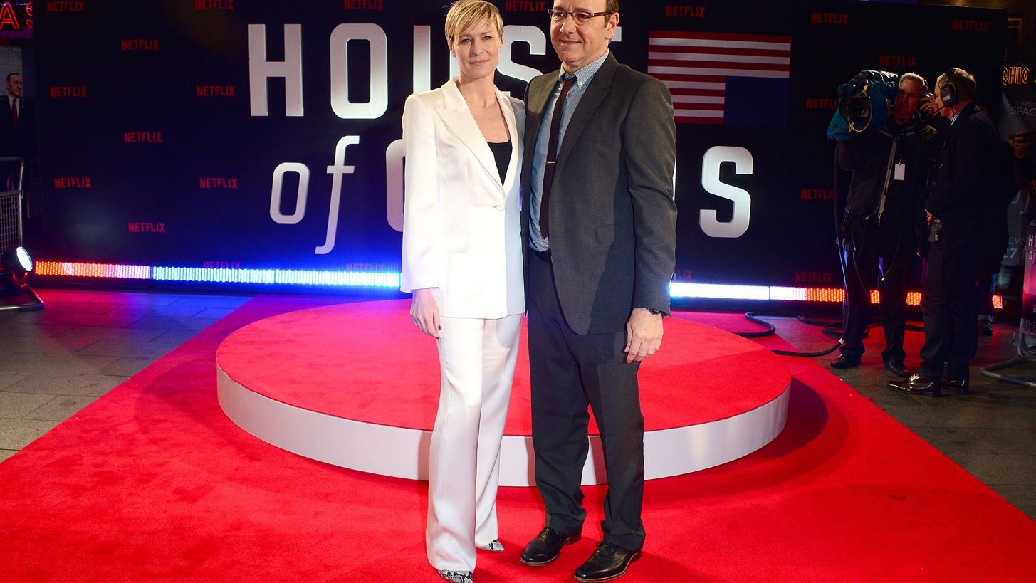 Robin Wright: &#x397; &#x3B4;&#x3AE;&#x3BB;&#x3C9;&#x3C3;&#x3B7; &#x3B3;&#x3B9;&#x3B1; &#x3C4;&#x3BF;&#x3BD; Kevin Spacey &#x3C0;&#x3BF;&#x3C5; &#x3C0;&#x3C1;&#x3BF;&#x3BA;&#x3B1;&#x3BB;&#x3B5;&#x3AF;