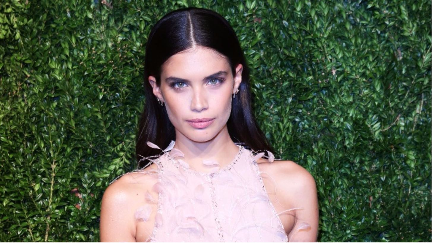 &#x3A0;&#x3CE;&#x3C2; &#x3B8;&#x3B1; &#x3C0;&#x3B5;&#x3C4;&#x3CD;&#x3C7;&#x3B5;&#x3B9;&#x3C2; &#x3C4;&#x3BF; &#x27;no make-up&#x27; make-up &#x3B1;&#x3BA;&#x3C1;&#x3B9;&#x3B2;&#x3CE;&#x3C2; &#x3CC;&#x3C0;&#x3C9;&#x3C2; &#x3B7; Sara Sampaio