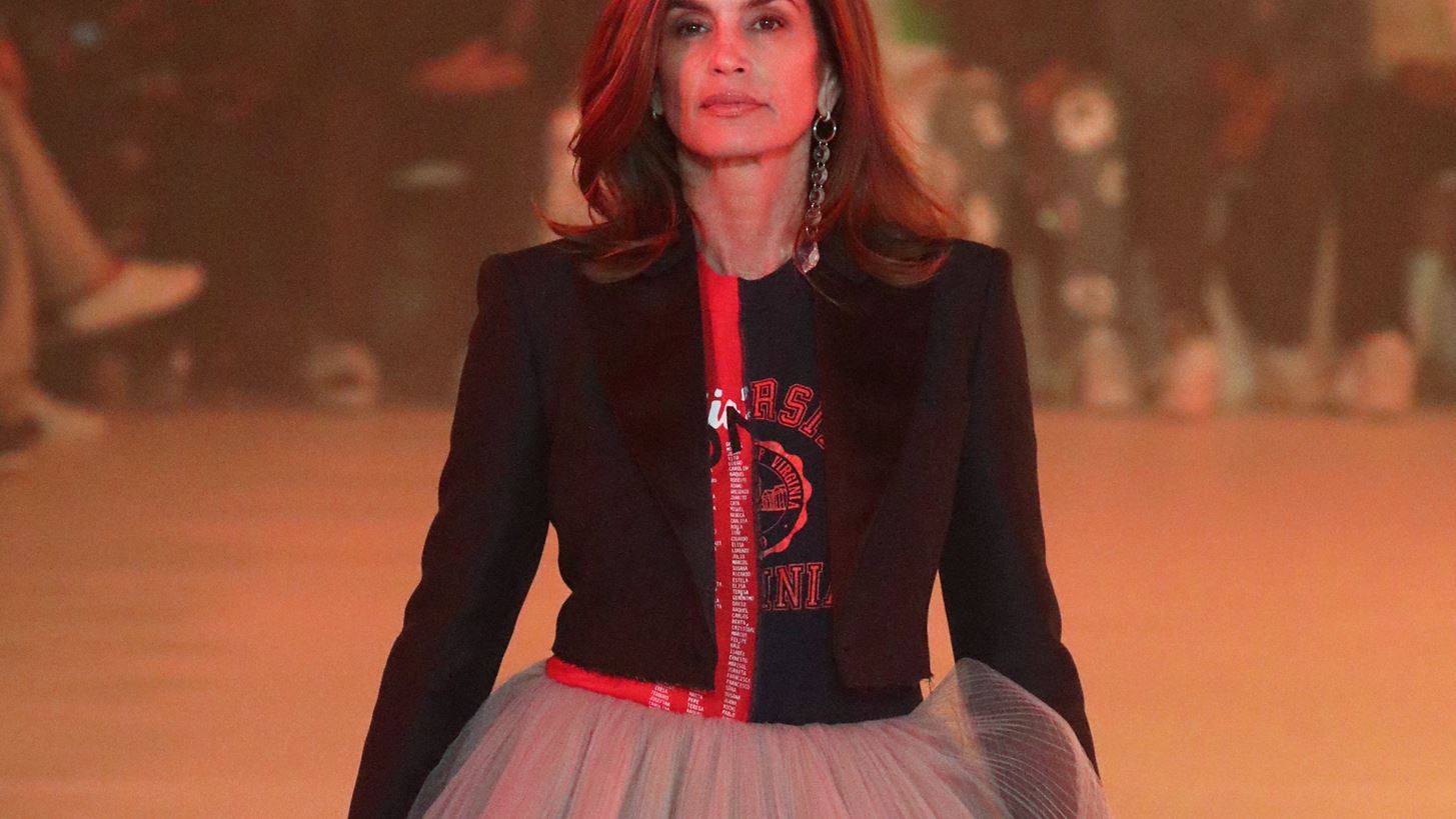Super Reunion | &#x397; Naomi Campbell, &#x3B7; Cindy Crawford &#x3BA;&#x3B1;&#x3B9; &#x3B7; Helena Christensen &#x3BE;&#x3B1;&#x3BD;&#x3AC; &#x3BC;&#x3B1;&#x3B6;&#x3AF; &#x3C3;&#x3C4;&#x3B7;&#x3BD; &#x3C0;&#x3B1;&#x3C3;&#x3B1;&#x3C1;&#x3AD;&#x3BB;&#x3B1;