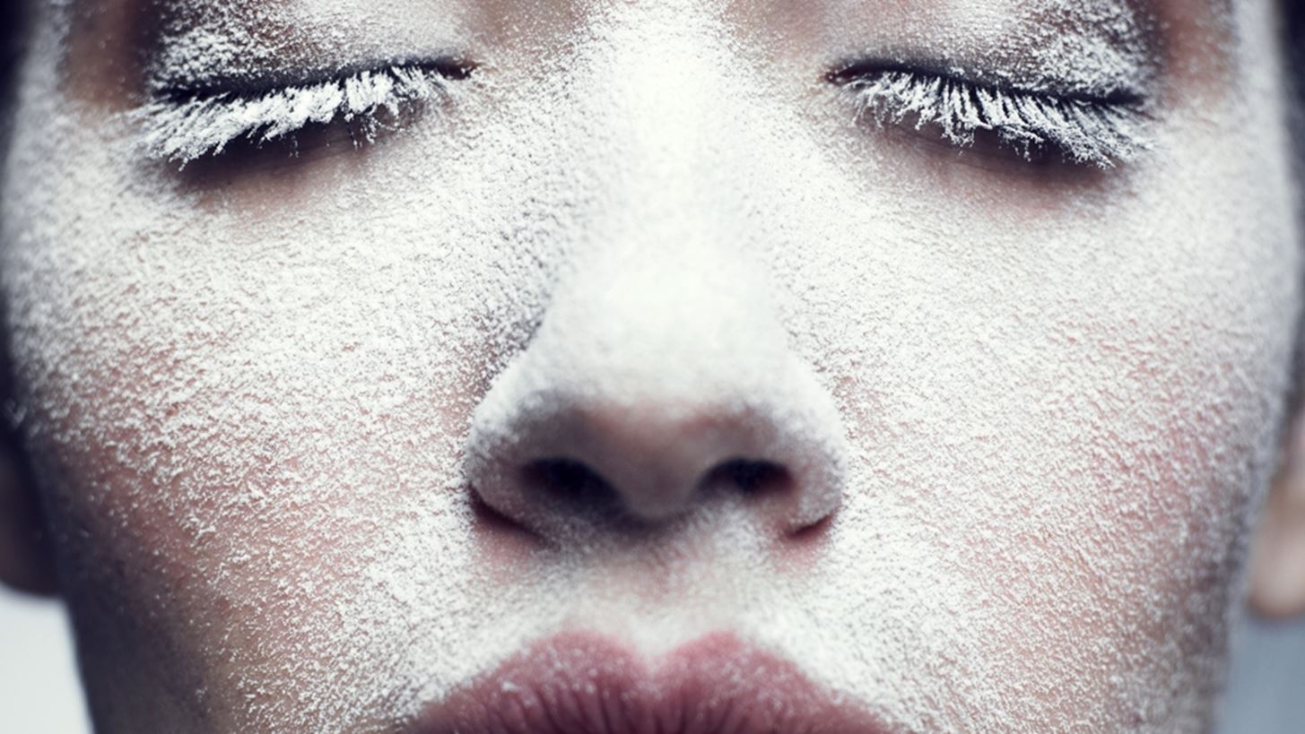 Skin icing | H &quot;&#x3C0;&#x3B1;&#x3B3;&#x3C9;&#x3BC;&#x3AD;&#x3BD;&#x3B7;&quot; &#x3C4;&#x3AC;&#x3C3;&#x3B7;  &#x3C0;&#x3B5;&#x3C1;&#x3B9;&#x3C0;&#x3BF;&#x3AF;&#x3B7;&#x3C3;&#x3B7;&#x3C2; &#x3C0;&#x3BF;&#x3C5; &#x3BC;&#x3B5;&#x3C4;&#x3B1;&#x3BC;&#x3BF;&#x3C1;&#x3C6;&#x3CE;&#x3BD;&#x3B5;&#x3B9; &#x3C4;&#x3B7;&#x3BD; &#x3B5;&#x3C0;&#x3B9;&#x3B4;&#x3B5;&#x3C1;&#x3BC;&#x3AF;&#x3B4;&#x3B1;