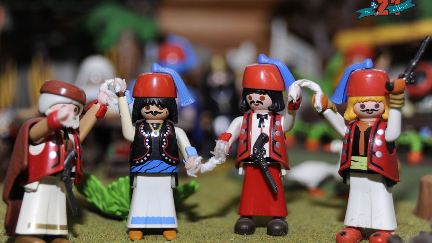 Playmobil turns Greek | &#x397; &#x3B5;&#x3BB;&#x3BB;&#x3B7;&#x3BD;&#x3B9;&#x3BA;&#x3AE; &#x3B5;&#x3C0;&#x3B1;&#x3BD;&#x3AC;&#x3C3;&#x3C4;&#x3B1;&#x3C3;&#x3B7; &#x3C4;&#x3BF;&#x3C5; &#x27;21 &#x3BC;&#x3AD;&#x3C3;&#x3B1; &#x3B1;&#x3C0;&#x3CC; &#x3C6;&#x3B9;&#x3B3;&#x3BF;&#x3CD;&#x3C1;&#x3B5;&#x3C2; &#x3BA;&#x3B1;&#x3B9; &#x3B4;&#x3B9;&#x3BF;&#x3C1;&#x3AC;&#x3BC;&#x3B1;&#x3C4;&#x3B1;