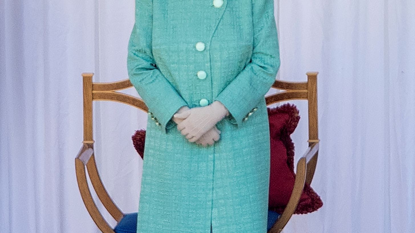 &#x397; &#x3B2;&#x3B1;&#x3C3;&#x3AF;&#x3BB;&#x3B9;&#x3C3;&#x3C3;&#x3B1; &#x3B1;&#x3C0;&#x3BF;&#x3BA;&#x3AC;&#x3BB;&#x3C5;&#x3C8;&#x3B5; &#x3AD;&#x3BD;&#x3B1; &#x3BD;&#x3AD;&#x3BF; &#x3C0;&#x3BF;&#x3C1;&#x3C4;&#x3C1;&#x3AD;&#x3C4;&#x3BF; &#x3BC;&#x3AD;&#x3C3;&#x3C9; &#x3BC;&#x3B9;&#x3B1;&#x3C2; &#x3B5;&#x3B9;&#x3BA;&#x3BF;&#x3BD;&#x3B9;&#x3BA;&#x3AE;&#x3C2; &#x3C0;&#x3B1;&#x3C1;&#x3BF;&#x3C5;&#x3C3;&#x3AF;&#x3B1;&#x3C3;&#x3B7;&#x3C2;