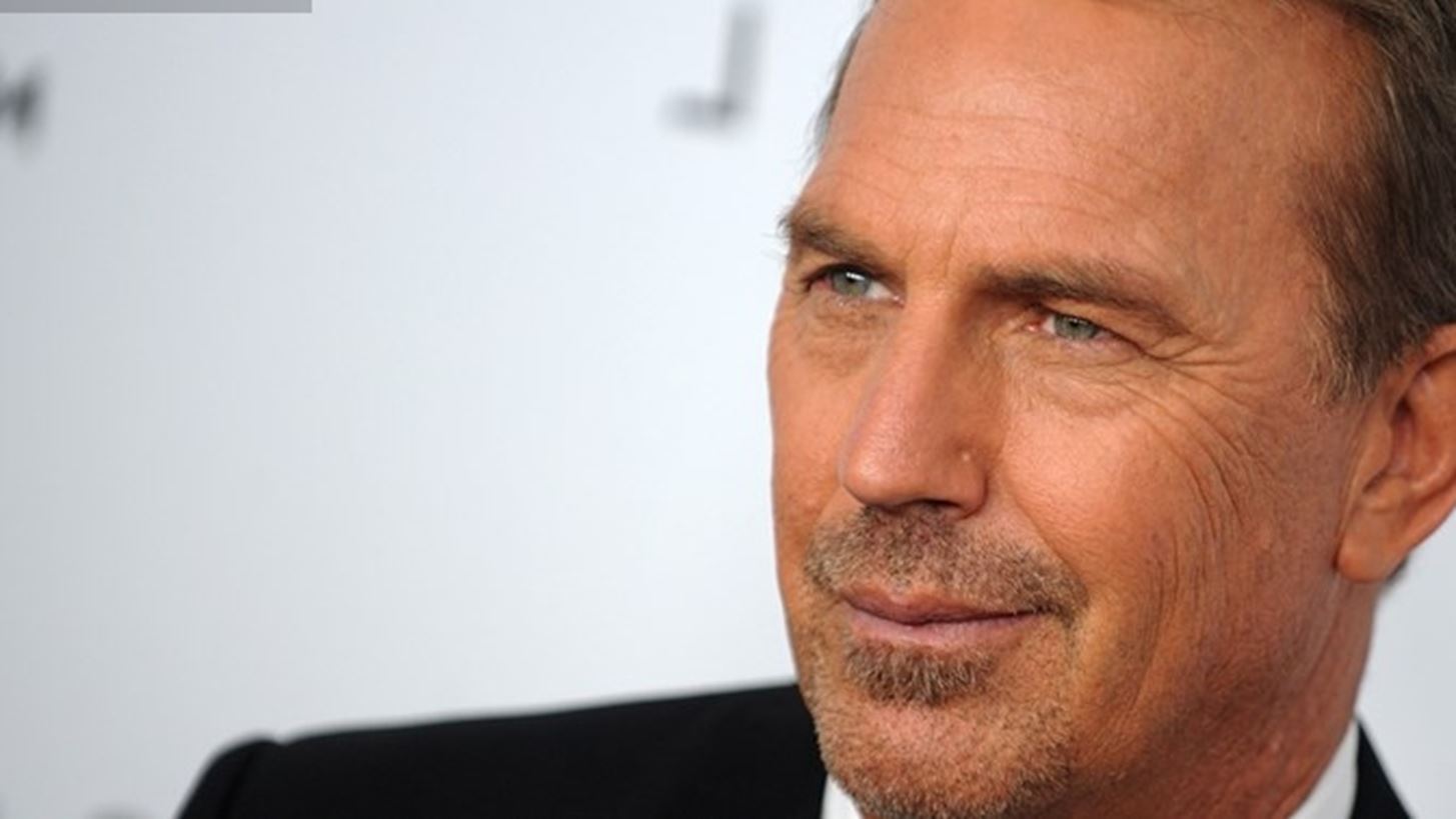 Kevin Costner | &#x39D;&#x3AD;&#x3BF;&#x3C2; &#x3AD;&#x3C1;&#x3C9;&#x3C4;&#x3B1;&#x3C2; &#x3BC;&#x3B5; 49&#x3C7;&#x3C1;&#x3BF;&#x3BD;&#x3B7; &#x3C0;&#x3BF;&#x3BB;&#x3C5;&#x3B2;&#x3C1;&#x3B1;&#x3B2;&#x3B5;&#x3C5;&#x3BC;&#x3AD;&#x3BD;&#x3B7; &#x391;&#x3BC;&#x3B5;&#x3C1;&#x3B9;&#x3BA;&#x3B1;&#x3BD;&#x3AF;&#x3B4;&#x3B1; &#x3C4;&#x3C1;&#x3B1;&#x3B3;&#x3BF;&#x3C5;&#x3B4;&#x3AF;&#x3C3;&#x3C4;&#x3C1;&#x3B9;&#x3B1;