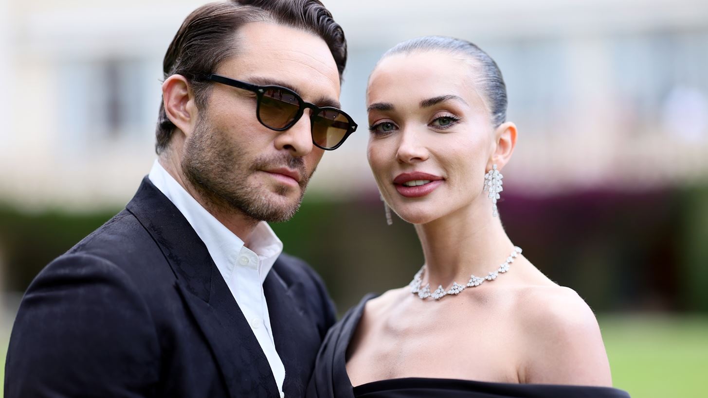 Ed Westwick | Οι οικογενειακές διακοπές του Chuck Bass από το Gossip Girl στην Κέρκυρα