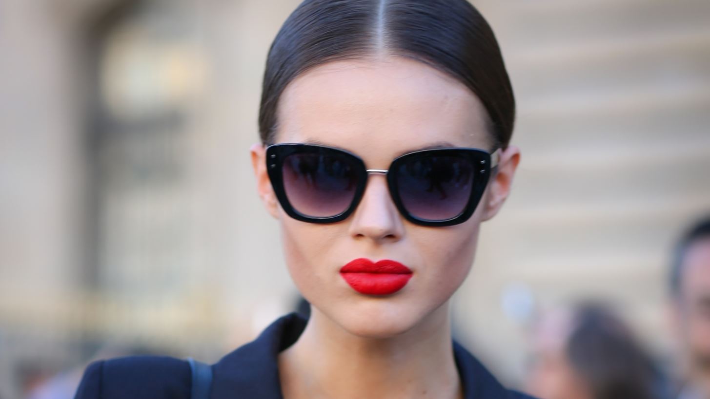 2 &#x3B8;&#x3C1;&#x3C5;&#x3BB;&#x3B9;&#x3BA;&#x3AC; &#x3BA;&#x3CC;&#x3BA;&#x3BA;&#x3B9;&#x3BD;&#x3B1; &#x3BA;&#x3C1;&#x3B1;&#x3B3;&#x3B9;&#x3CC;&#x3BD; &#x3C0;&#x3BF;&#x3C5; &#x3B5;&#x3C0;&#x3B9;&#x3B2;&#x3AC;&#x3BB;&#x3BB;&#x3B5;&#x3C4;&#x3B1;&#x3B9; &#x3BD;&#x3B1; &#x3AD;&#x3C7;&#x3B5;&#x3B9;&#x3C2; &#x3BC;&#x3B1;&#x3B6;&#x3AF; &#x3C3;&#x3BF;&#x3C5; &#x3B1;&#x3C5;&#x3C4;&#x3AD;&#x3C2; &#x3C4;&#x3B9;&#x3C2; &#x3B3;&#x3B9;&#x3BF;&#x3C1;&#x3C4;&#x3AD;&#x3C2;