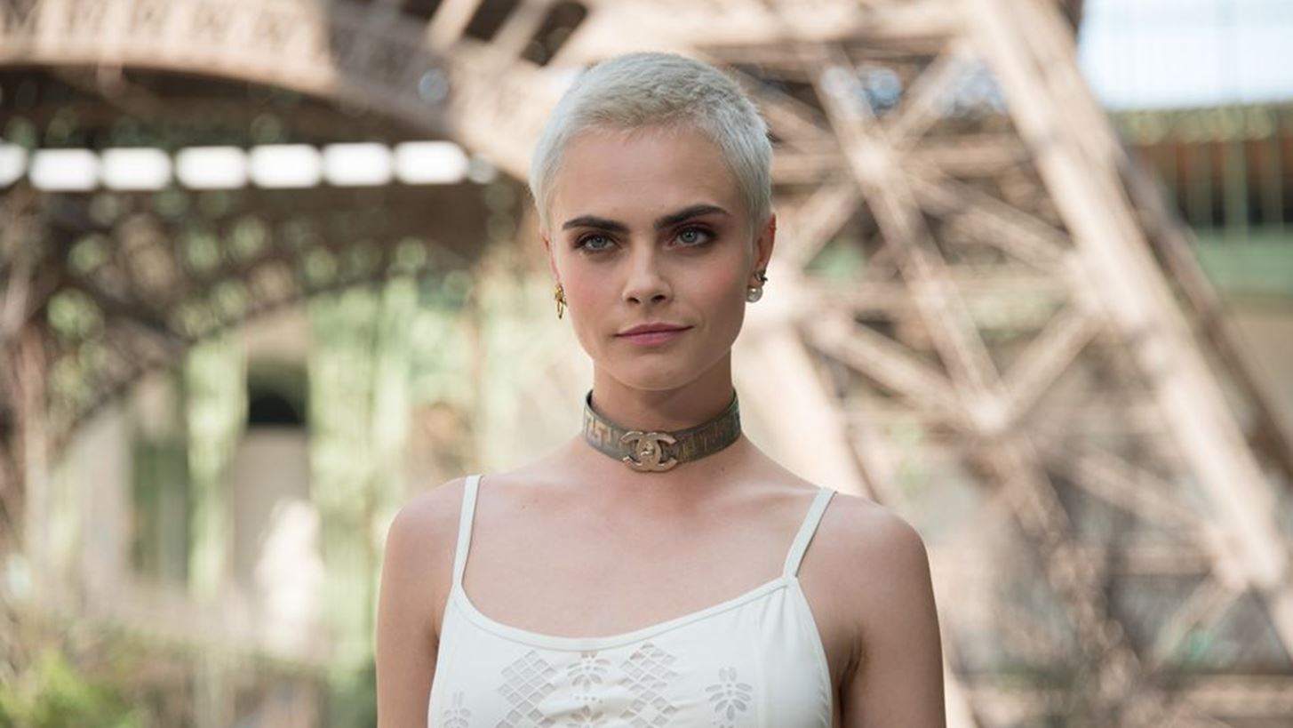 Cara Delevigne: &#x394;&#x3B7;&#x3BB;&#x3CE;&#x3BD;&#x3B5;&#x3B9; &#x3CC;&#x3C4;&#x3B9; &#x3B4;&#x3B5;&#x3BD; &#x3C4;&#x3B7;&#x3BD; &#x3B5;&#x3BD;&#x3B4;&#x3B9;&#x3B1;&#x3C6;&#x3AD;&#x3C1;&#x3B5;&#x3B9; &#x3B7; &#x3B5;&#x3BC;&#x3C6;&#x3AC;&#x3BD;&#x3B9;&#x3C3;&#x3AE; &#x3C4;&#x3B7;&#x3C2;