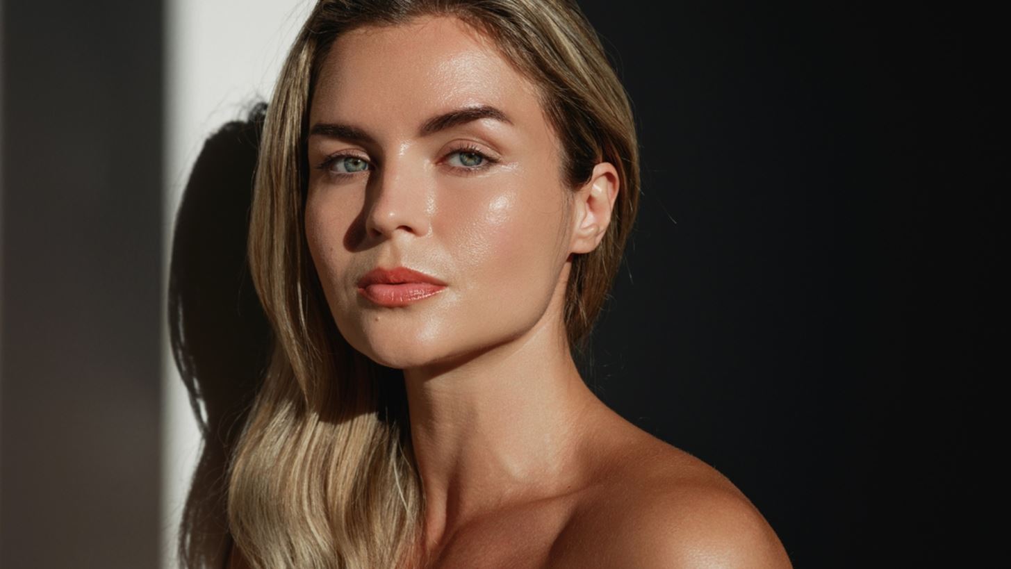 Sun, skin, glow | &#x397; premium &#x3B1;&#x3BD;&#x3C4;&#x3B7;&#x3BB;&#x3B9;&#x3B1;&#x3BA;&#x3AE; &#x3B5;&#x3BC;&#x3C0;&#x3B5;&#x3B9;&#x3C1;&#x3AF;&#x3B1; &#x3C0;&#x3BF;&#x3C5; &#x3B1;&#x3BE;&#x3AF;&#x3B6;&#x3B5;&#x3B9; &#x3C4;&#x3BF; &#x3C0;&#x3C1;&#x3CC;&#x3C3;&#x3C9;&#x3C0;&#x3CC; &#x3C3;&#x3BF;&#x3C5;