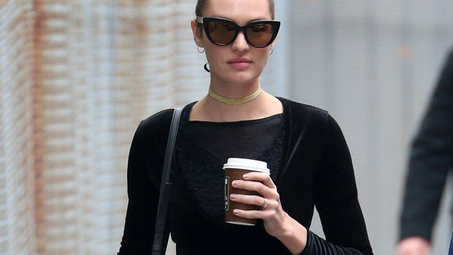 H Candice Swanepoel &#x3B1;&#x3C0;&#x3BF;&#x3B4;&#x3B5;&#x3B9;&#x3BA;&#x3BD;&#x3CD;&#x3B5;&#x3B9; &#x3CC;&#x3C4;&#x3B9; &#x3C4;&#x3BF; &#x3BC;&#x3AC;&#x3C5;&#x3C1;&#x3BF; &#x3B4;&#x3B5;&#x3AF;&#x3C7;&#x3BD;&#x3B5;&#x3B9; &#x3B5;&#x3BE;&#x3AF;&#x3C3;&#x3BF;&#x3C5; cool &#x3BA;&#x3B1;&#x3B9; &#x3C4;&#x3B7;&#x3BD; &#x3AC;&#x3BD;&#x3BF;&#x3B9;&#x3BE;&#x3B7;