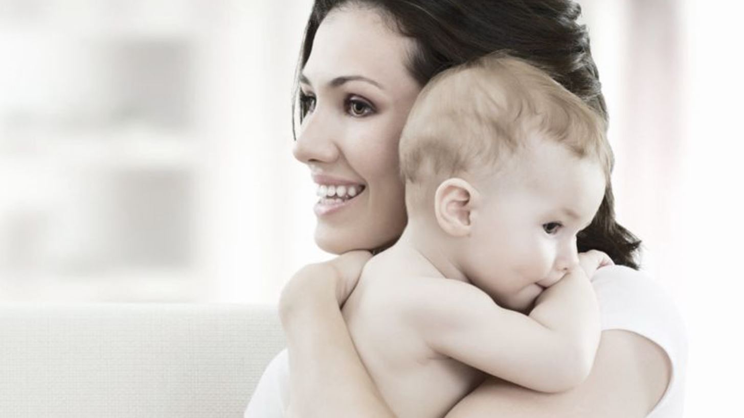 &#x391;&#x3B3;&#x3BA;&#x3B1;&#x3BB;&#x3B9;&#x3AC;&#x3B6;&#x3BF;&#x3BD;&#x3C4;&#x3B1;&#x3C2; &#x3C4;&#x3BF; &#x3BC;&#x3C9;&#x3C1;&#x3CC; &#x3C3;&#x3B1;&#x3C2;, &#x3B1;&#x3BB;&#x3BB;&#x3AC;&#x3B6;&#x3B5;&#x3B9; &#x3C4;&#x3BF; DNA &#x3C4;&#x3BF;&#x3C5; &#x2013; &#x3C0;&#x3C1;&#x3BF;&#x3C2; &#x3C4;&#x3BF; &#x3BA;&#x3B1;&#x3BB;&#x3CD;&#x3C4;&#x3B5;&#x3C1;&#x3BF;