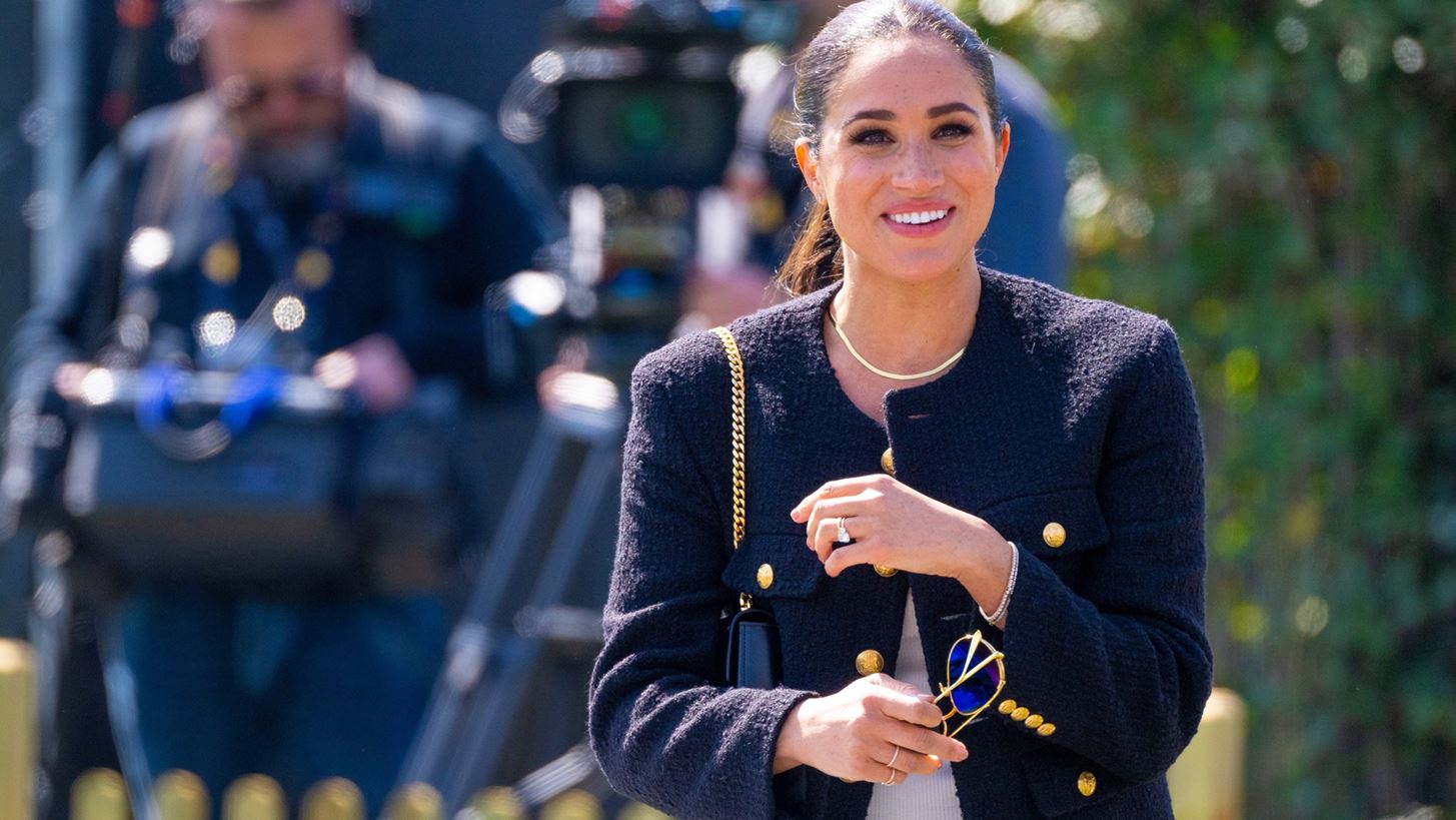 Meghan Markle | &#x388;&#x3BA;&#x3B1;&#x3BD;&#x3B5; &#x3C4;&#x3B7; &#x3BC;&#x3B5;&#x3B3;&#x3B1;&#x3BB;&#x3CD;&#x3C4;&#x3B5;&#x3C1;&#x3B7; (&#x3BA;&#x3B1;&#x3B9; &#x3C0;&#x3B9;&#x3BF; &#x3B4;&#x3C1;&#x3B1;&#x3C3;&#x3C4;&#x3B9;&#x3BA;&#x3AE;) &#x3B1;&#x3BB;&#x3BB;&#x3B1;&#x3B3;&#x3AE; &#x3C0;&#x3BF;&#x3C5; &#x3AD;&#x3C7;&#x3BF;&#x3C5;&#x3BC;&#x3B5; &#x3B4;&#x3B5;&#x3B9; &#x3C0;&#x3BF;&#x3C4;&#x3AD; &#x3C3;&#x3C4;&#x3B1; &#x3BC;&#x3B1;&#x3BB;&#x3BB;&#x3B9;&#x3AC; &#x3C4;&#x3B7;&#x3C2;