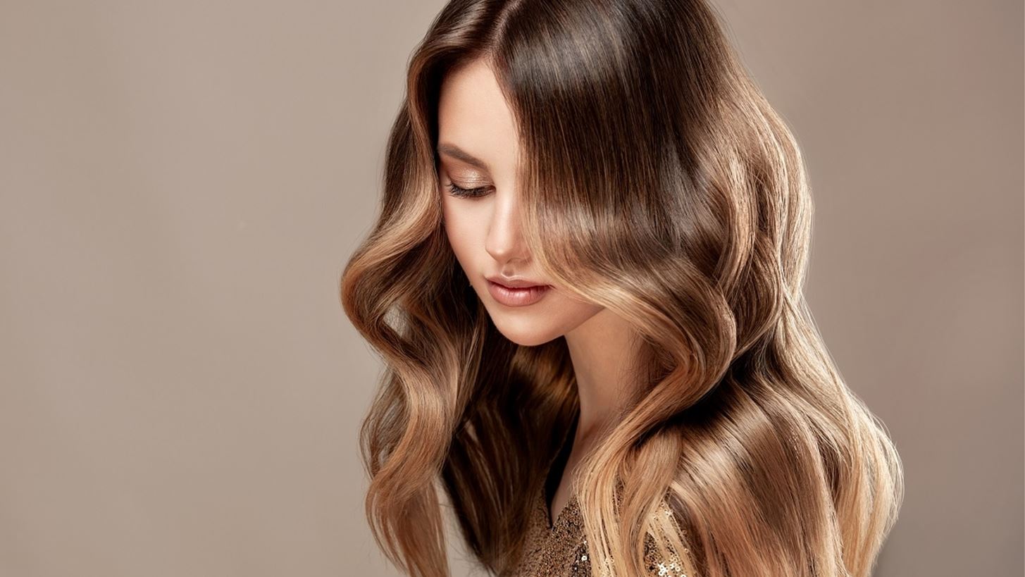 Αυτή είναι η καλύτερη μάσκα για βαμμένα μαλλιά