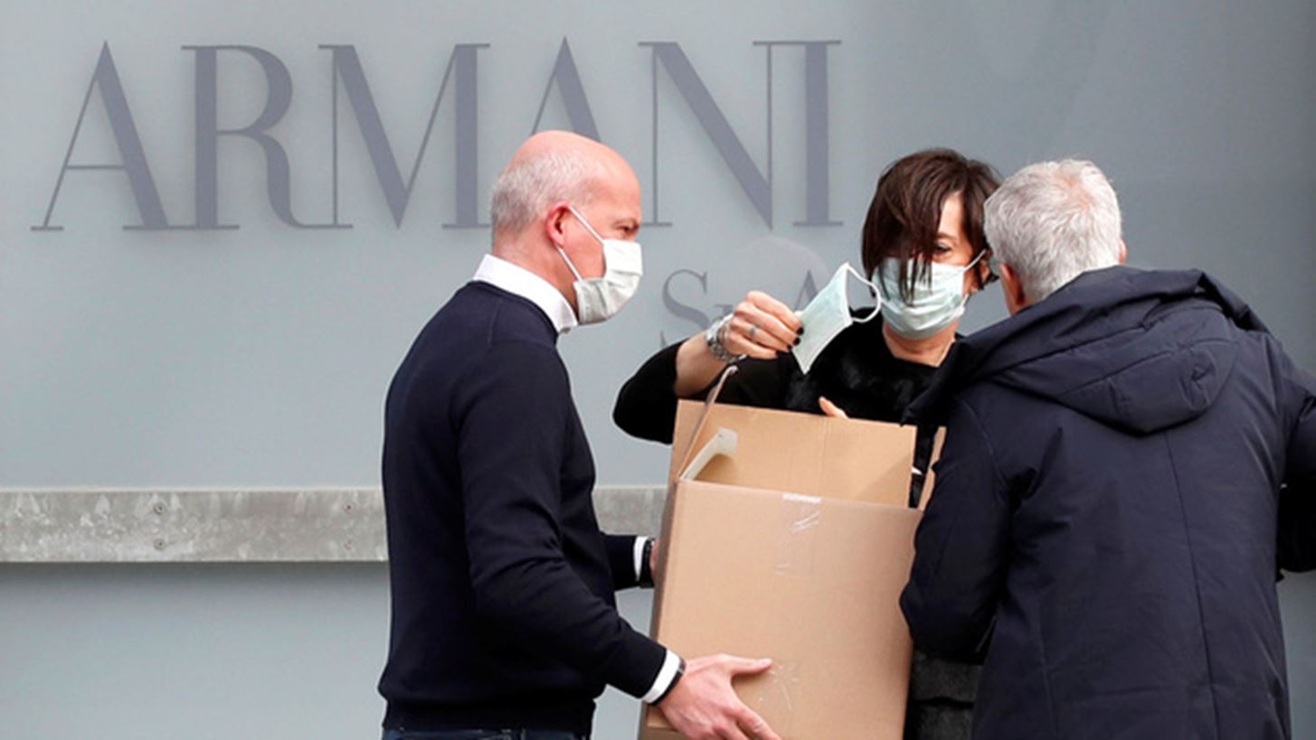 &#x397; &#x3B5;&#x3C0;&#x3B9;&#x3B4;&#x3B7;&#x3BC;&#x3AF;&#x3B1; &#x3C0;&#x3BB;&#x3AE;&#x3C4;&#x3C4;&#x3B5;&#x3B9; &#x3C4;o fashion industry: &#x39F;&#x3B9; &#x3BC;&#x3B5;&#x3B3;&#x3AC;&#x3BB;&#x3B5;&#x3C2; &#x3C0;&#x3C1;&#x3C9;&#x3C4;&#x3B5;&#x3CD;&#x3BF;&#x3C5;&#x3C3;&#x3B5;&#x3C2; &#x3C4;&#x3B7;&#x3C2; &#x3BC;&#x3CC;&#x3B4;&#x3B1;&#x3C2; &#x3B8;&#x3CD;&#x3BC;&#x3B1;&#x3C4;&#x3B1; &#x3C4;&#x3BF;&#x3C5; &#x3BA;&#x3BF;&#x3C1;&#x3BF;&#x3BD;&#x3BF;&#x3CA;&#x3BF;&#x3CD;