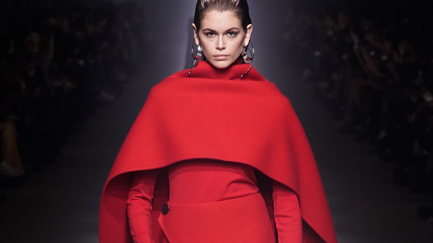 Celine, Balenciaga, Givenchy &#x3A6;&#x3B8;&#x3B9;&#x3BD;&#x3CC;&#x3C0;&#x3C9;&#x3C1;&#x3BF;/&#x3A7;&#x3B5;&#x3B9;&#x3BC;&#x3CE;&#x3BD;&#x3B1;&#x3C2; 2020: &#x3A4;&#x3B1; looks &#x3C0;&#x3BF;&#x3C5; &#x3BE;&#x3B5;&#x3C7;&#x3C9;&#x3C1;&#x3AF;&#x3C3;&#x3B1;&#x3BC;&#x3B5;