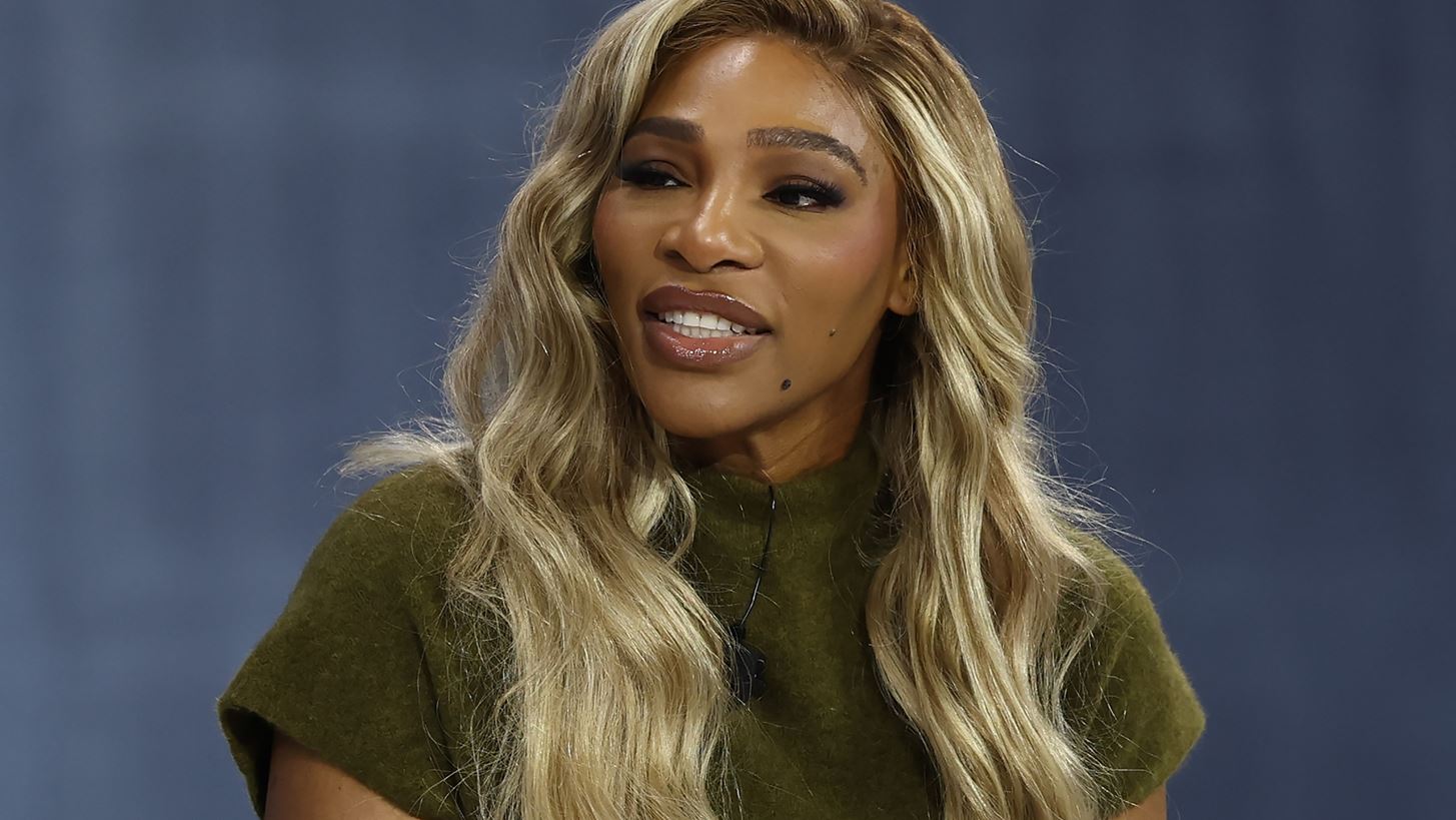 &#x397; Serena Williams &#x3B1;&#x3B3;&#x3BA;&#x3B1;&#x3BB;&#x3B9;&#x3AC; &#x3BC;&#x3B5; &#x3C4;&#x3B7;&#x3BD; &#x3BA;&#x3CC;&#x3C1;&#x3B7; &#x3C4;&#x3B7;&#x3C2; | &#x397; &#x3C3;&#x3C0;&#x3AC;&#x3BD;&#x3B9;&#x3B1; &#x3C6;&#x3C9;&#x3C4;&#x3BF;&#x3B3;&#x3C1;&#x3B1;&#x3C6;&#x3AF;&#x3B1;