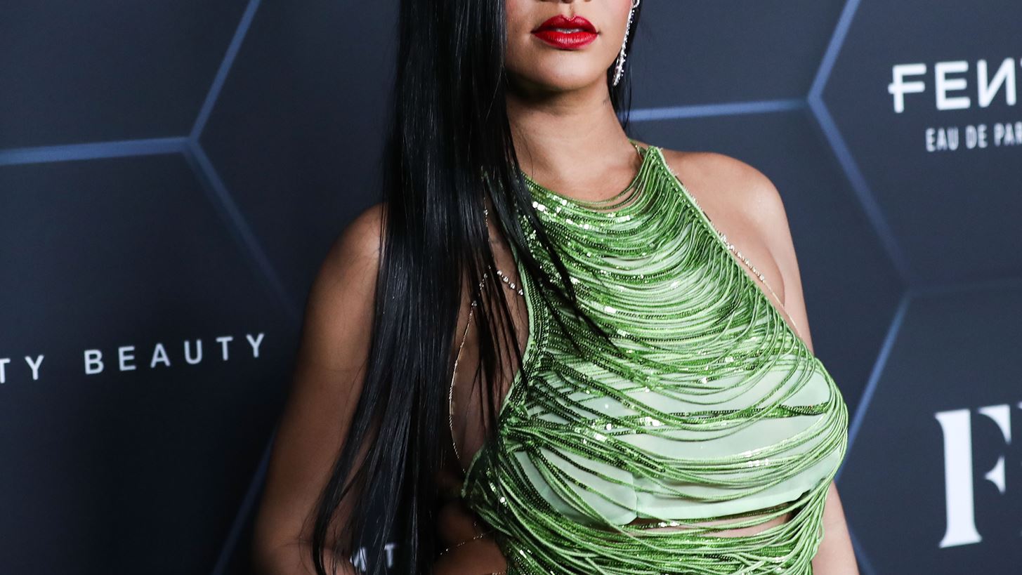 H Rihanna &#x3B8;&#x3AD;&#x3BB;&#x3B5;&#x3B9; &#x3BD;&#x3B1; &#x3BC;&#x3B5;&#x3B3;&#x3B1;&#x3BB;&#x3CE;&#x3C3;&#x3B5;&#x3B9; &#x3C4;&#x3BF;&#x3BD; &#x3B3;&#x3B9;&#x3BF; &#x3C4;&#x3B7;&#x3C2; &#x3C3;&#x3C4;&#x3B1; &#x39C;&#x3C0;&#x3B1;&#x3C1;&#x3BC;&#x3C0;&#x3AC;&#x3BD;&#x3C4;&#x3BF;&#x3C2;