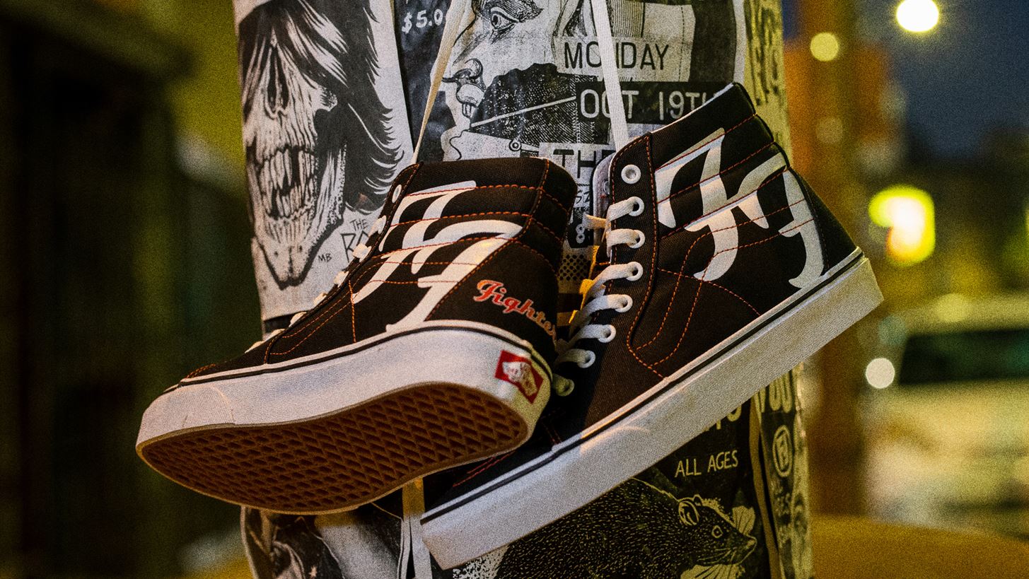 Paul Van Doren | &#x388;&#x3C6;&#x3C5;&#x3B3;&#x3B5; &#x3B1;&#x3C0;&#x3CC; &#x3C4;&#x3B7; &#x3B6;&#x3C9;&#x3AE; &#x3BF; &#x3B4;&#x3B7;&#x3BC;&#x3B9;&#x3BF;&#x3C5;&#x3C1;&#x3B3;&#x3CC;&#x3C2; &#x3C4;&#x3C9;&#x3BD; Vans